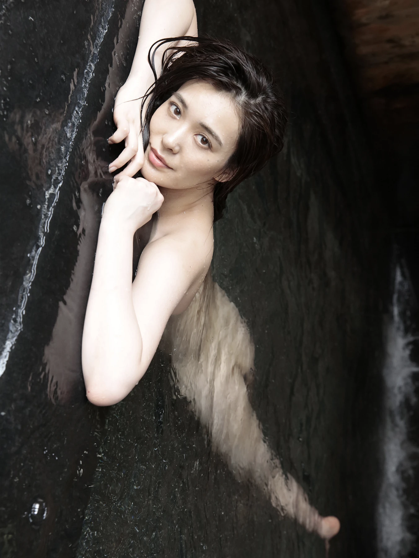 Chiaki Hiratsuka 平塚千瑛, 写真集 「CHIAKI完全未発表版」 Set.02