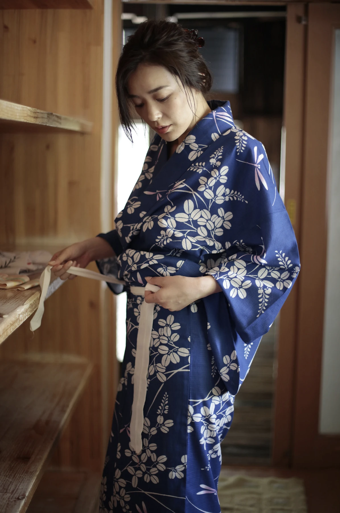 Chiaki Hiratsuka 平塚千瑛, 写真集 「CHIAKI完全未発表版」 Set.02