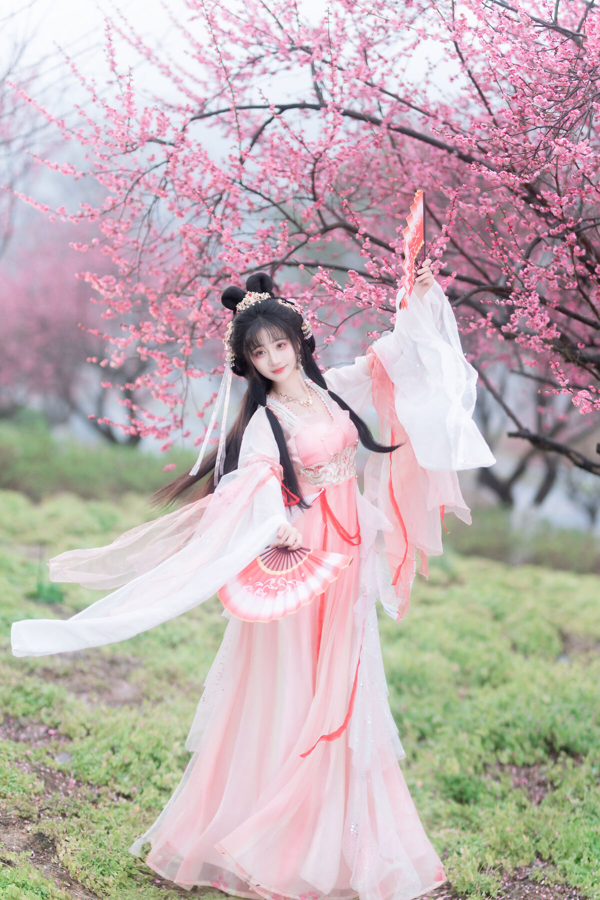 YiTuYu艺图语 Vol.8854 Qi Luo Sheng De Xiao Su Su