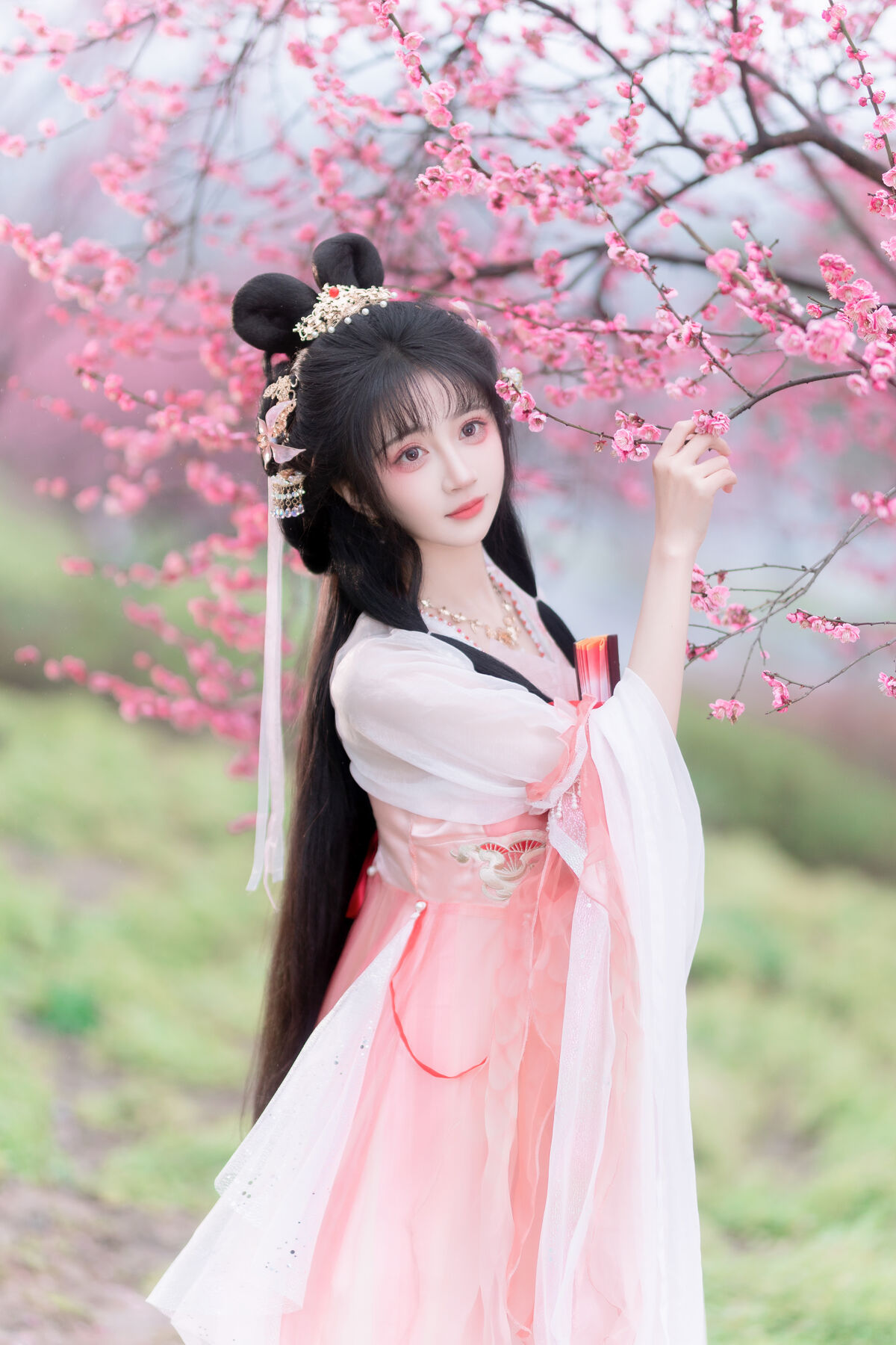 YiTuYu艺图语 Vol.8854 Qi Luo Sheng De Xiao Su Su