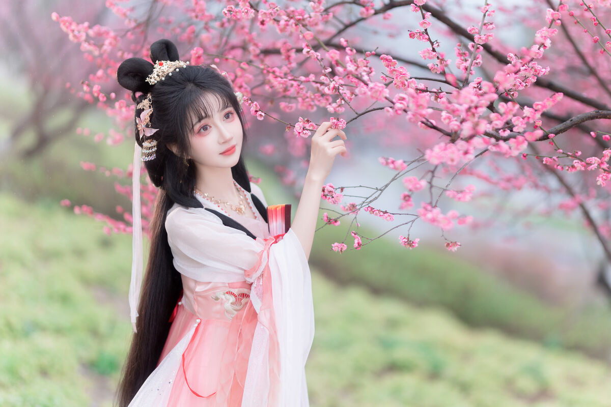 YiTuYu艺图语 Vol.8854 Qi Luo Sheng De Xiao Su Su