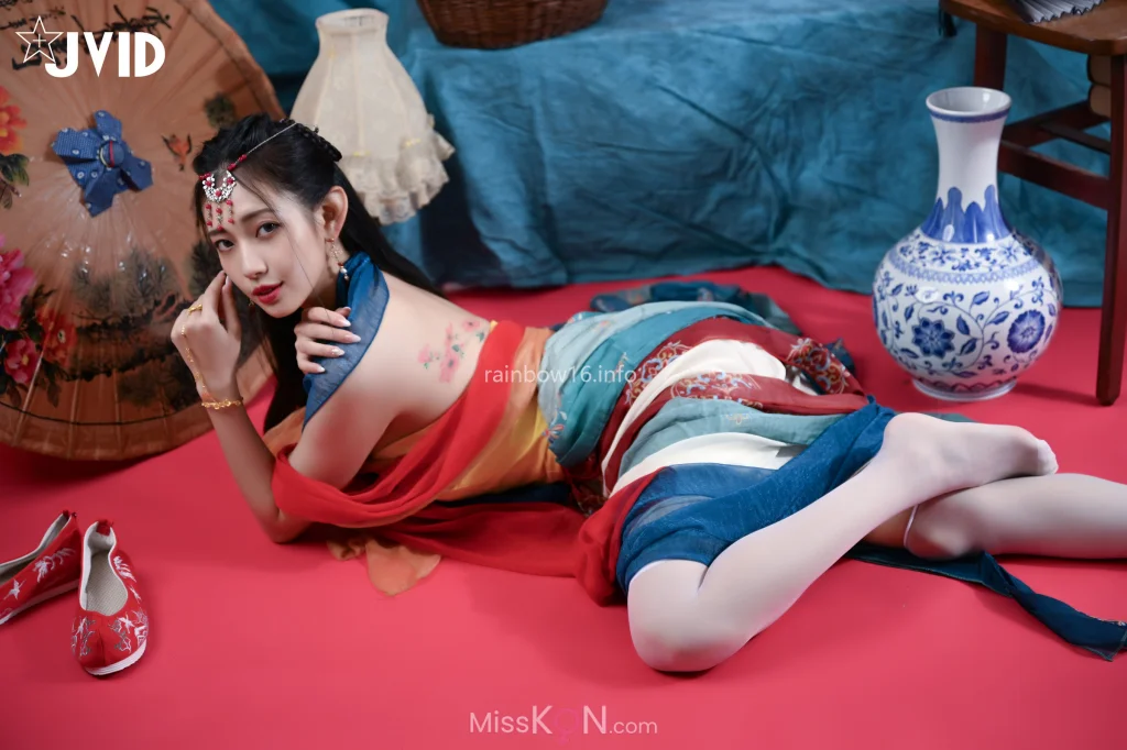 [JVID] 夏暮光_ 女神暮光敦煌風格造型服飾首度嘗試,飛越天際穿梭時空與你來場空前未有的愛戀滋味～