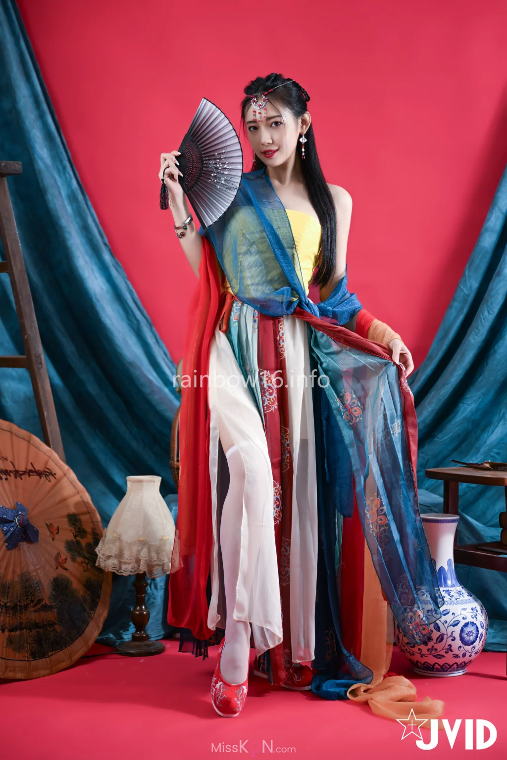 [JVID] 夏暮光_ 女神暮光敦煌風格造型服飾首度嘗試,飛越天際穿梭時空與你來場空前未有的愛戀滋味～