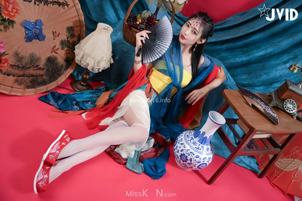 [JVID] 夏暮光_ 女神暮光敦煌風格造型服飾首度嘗試,飛越天際穿梭時空與你來場空前未有的愛戀滋味～