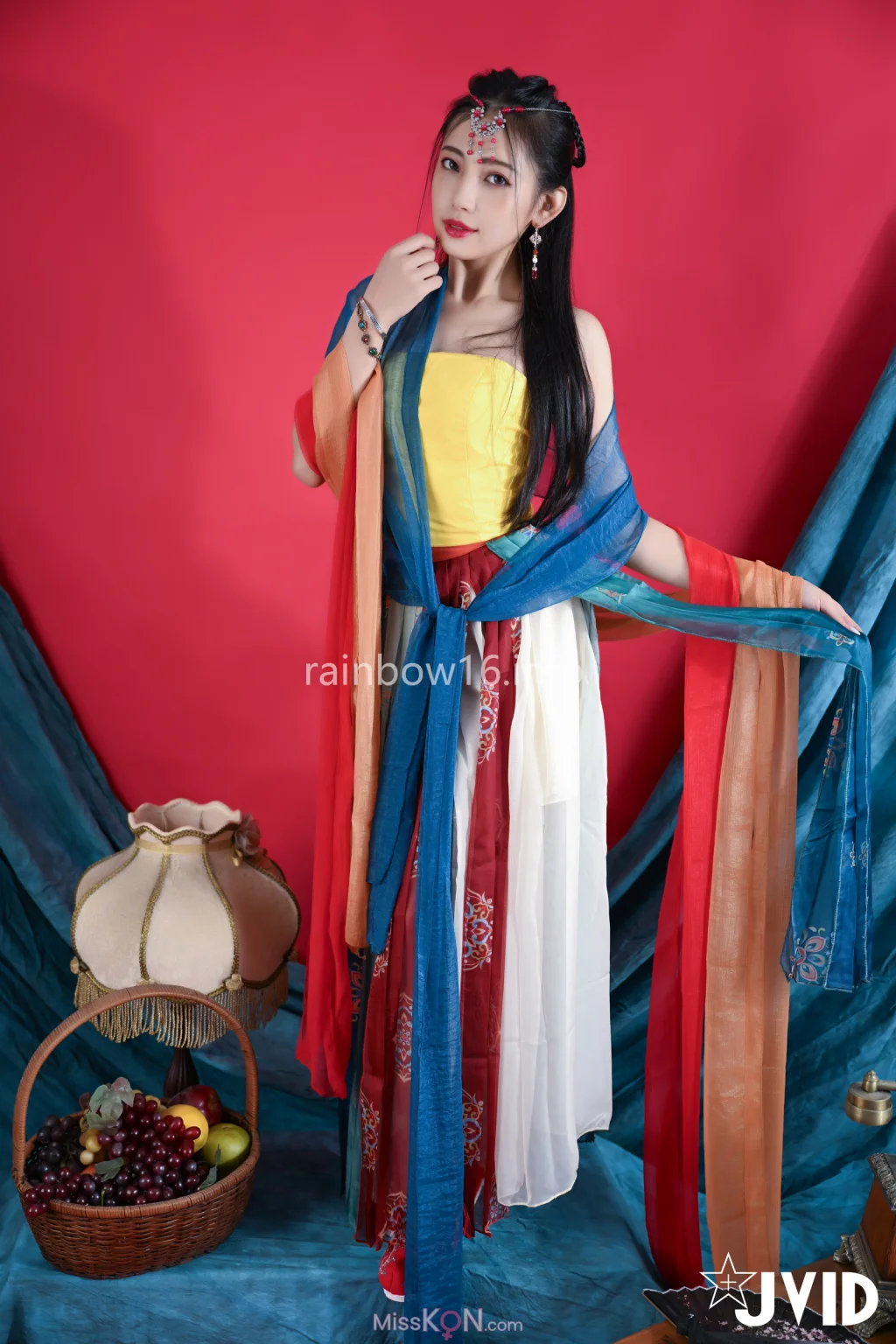 [JVID] 夏暮光_ 女神暮光敦煌風格造型服飾首度嘗試,飛越天際穿梭時空與你來場空前未有的愛戀滋味～