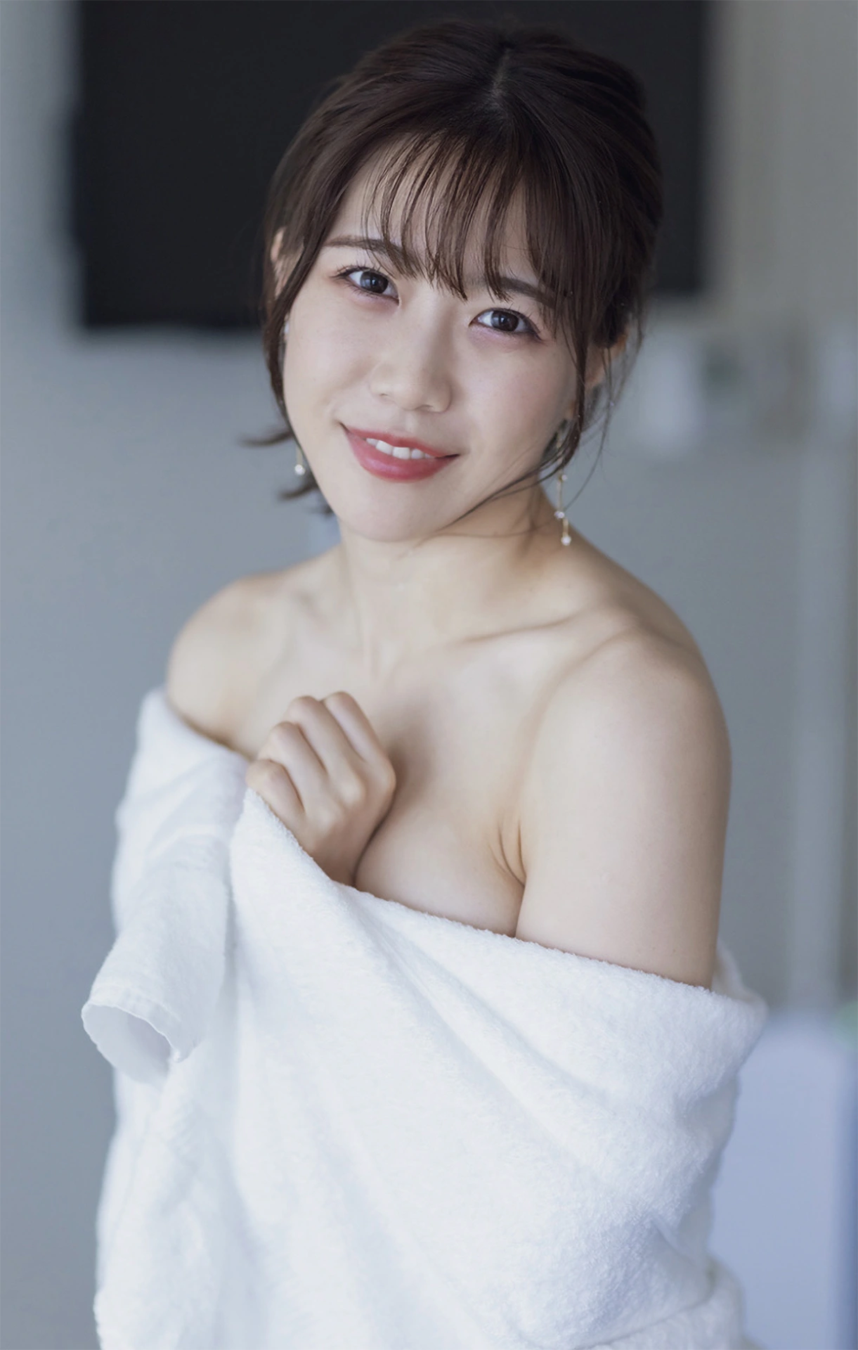 Aoi Ichino 一乃あおい, 写真集 「ホテル密会 #06 ルージュの誘惑」 Set.03