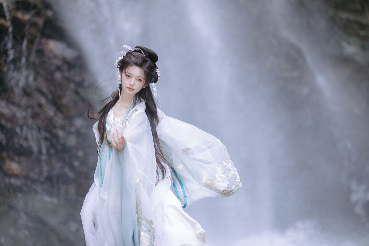 YiTuYu艺图语 Vol.8709 Chi Yan Zai Zhe Li