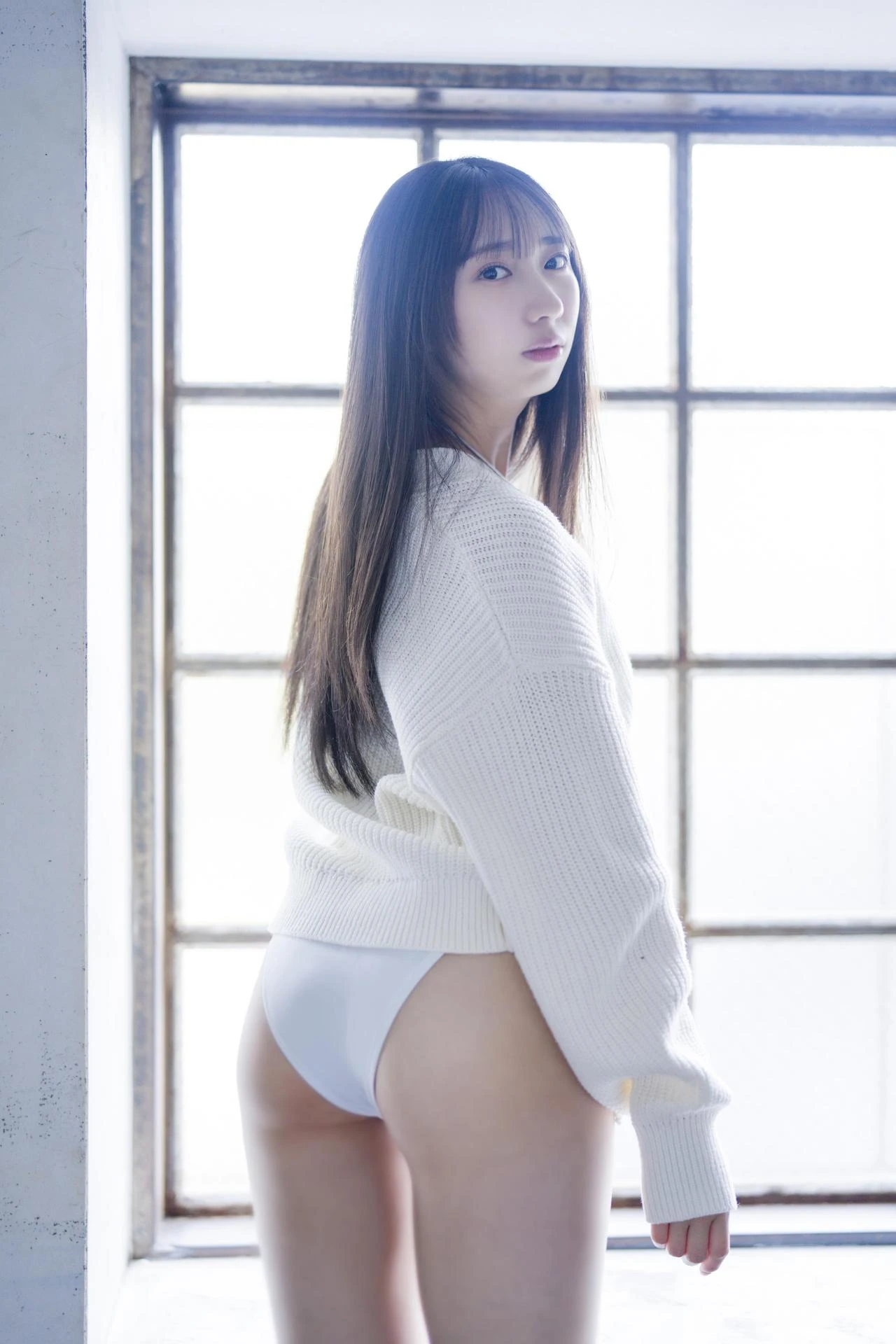 Noa Tani 谷乃愛, 写真集 「#谷の間〜真っ白な妖精アザーカット集〜」 Set.03