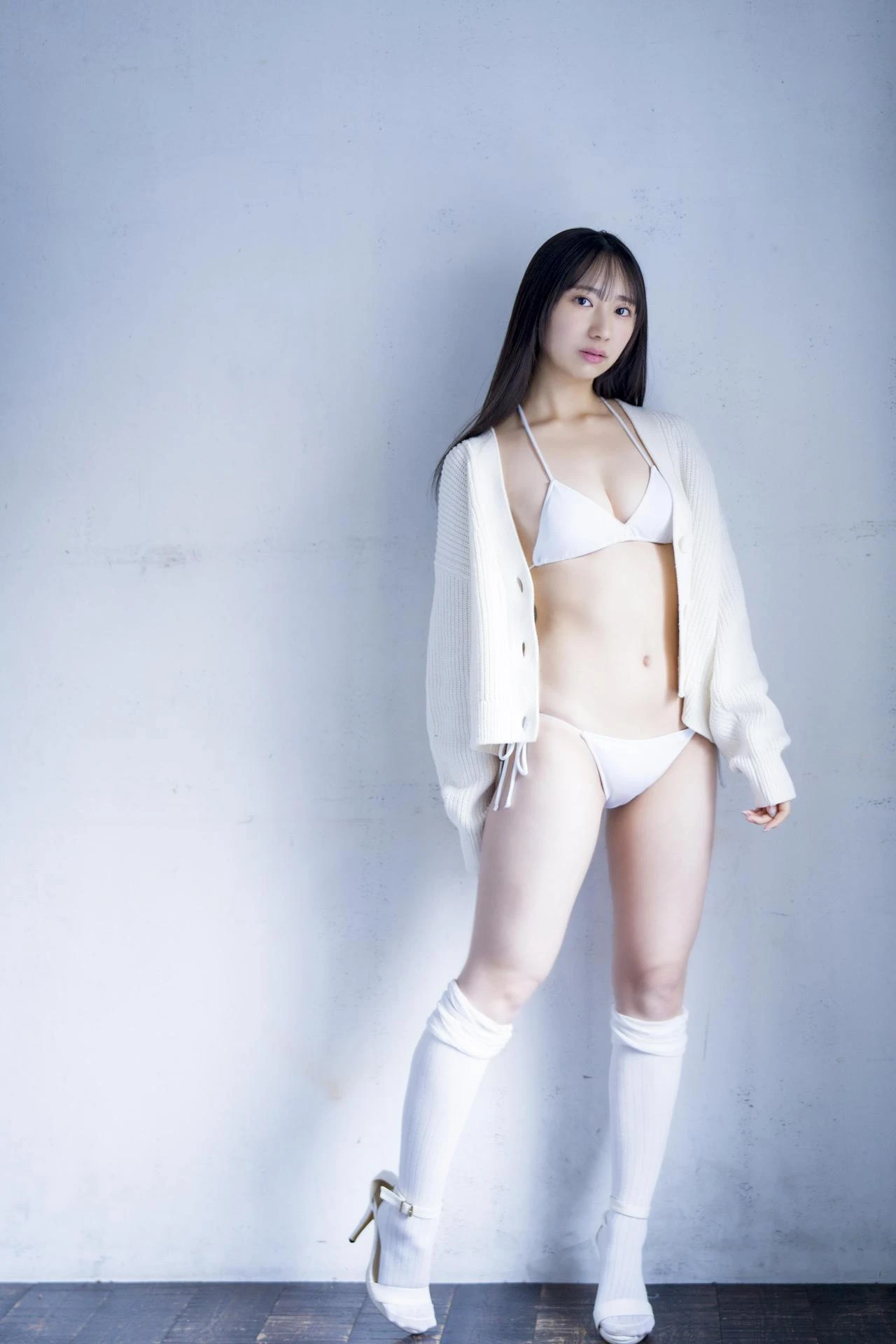 Noa Tani 谷乃愛, 写真集 「#谷の間〜真っ白な妖精アザーカット集〜」 Set.03