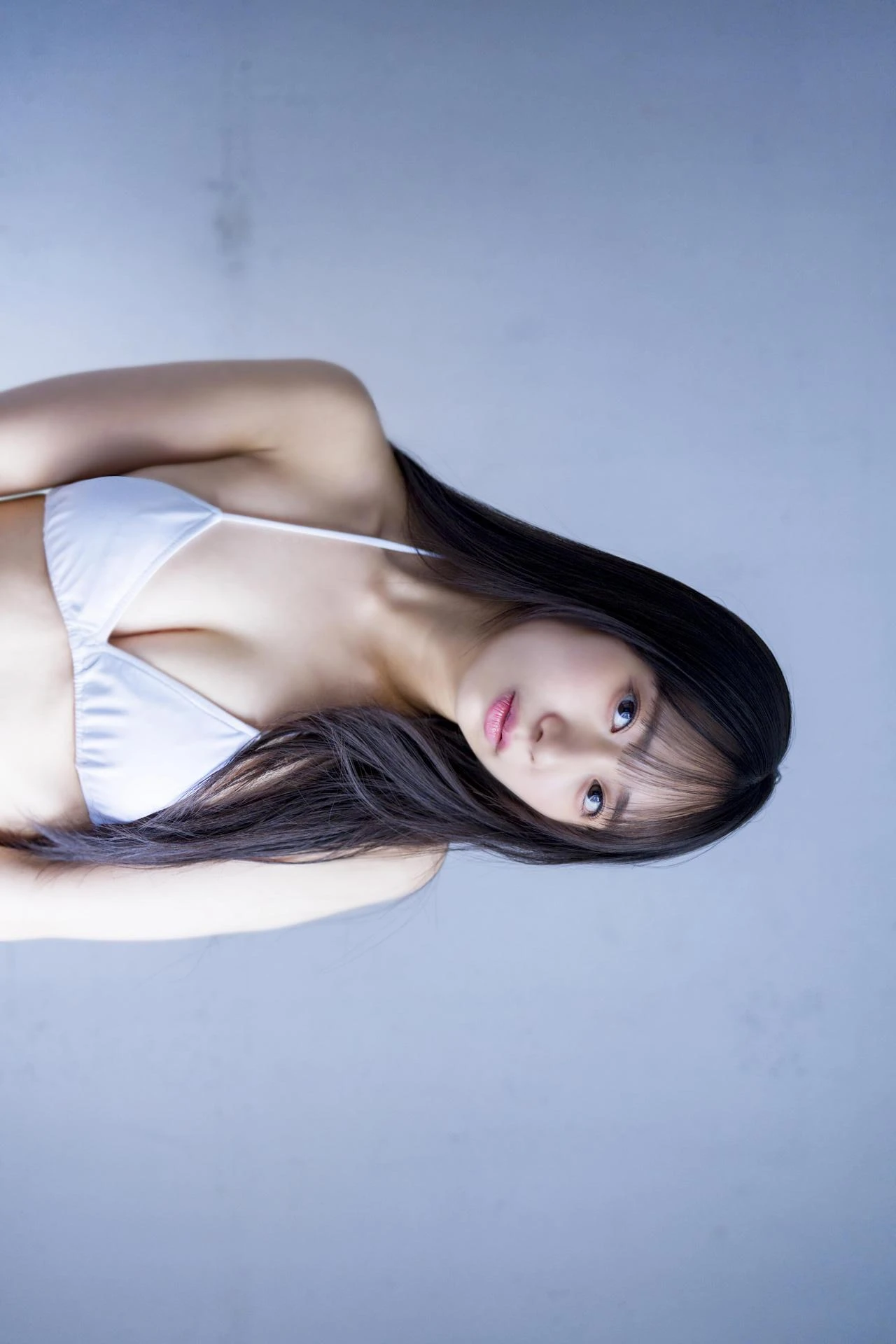 Noa Tani 谷乃愛, 写真集 「#谷の間〜真っ白な妖精アザーカット集〜」 Set.03