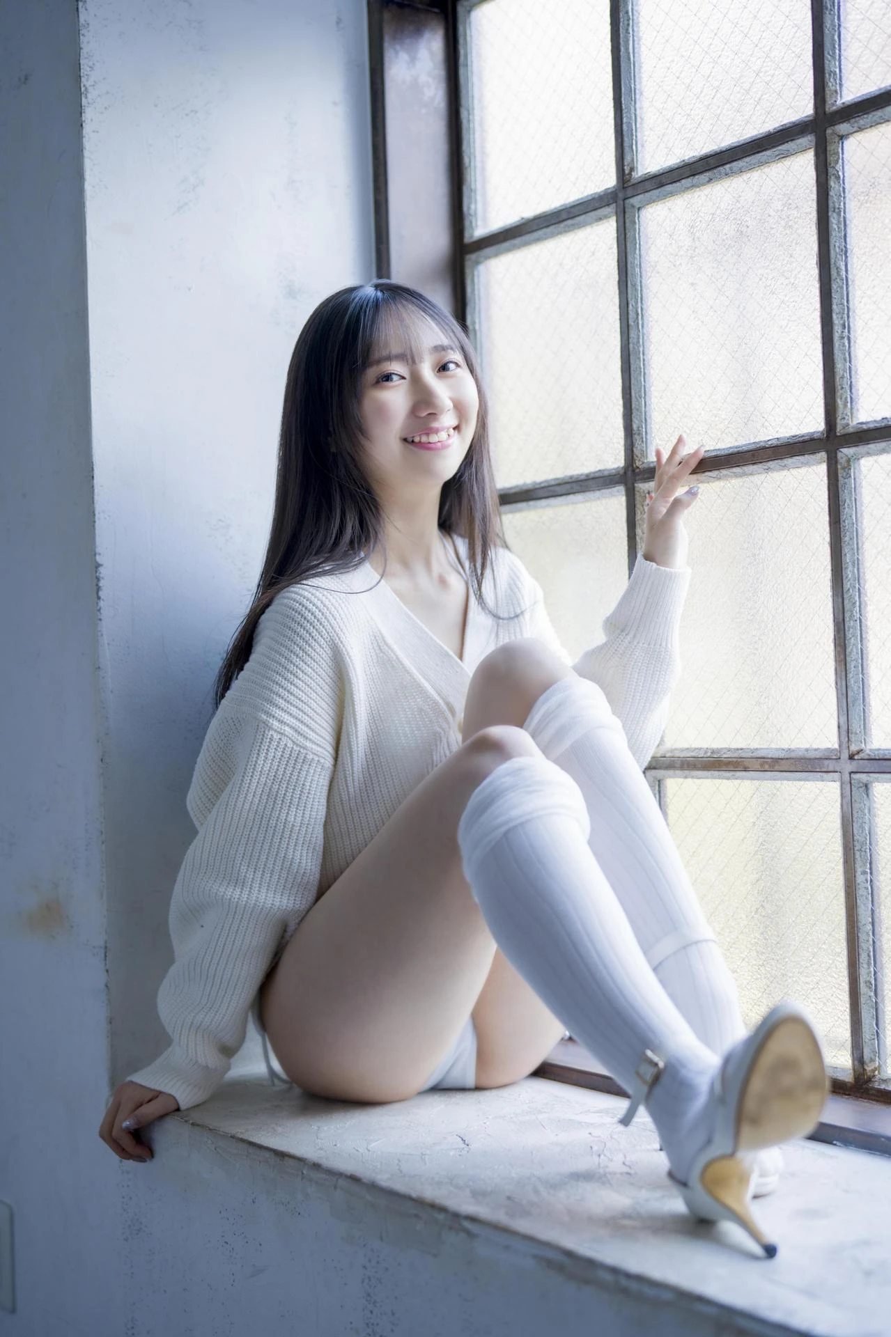 Noa Tani 谷乃愛, 写真集 「#谷の間〜真っ白な妖精アザーカット集〜」 Set.03