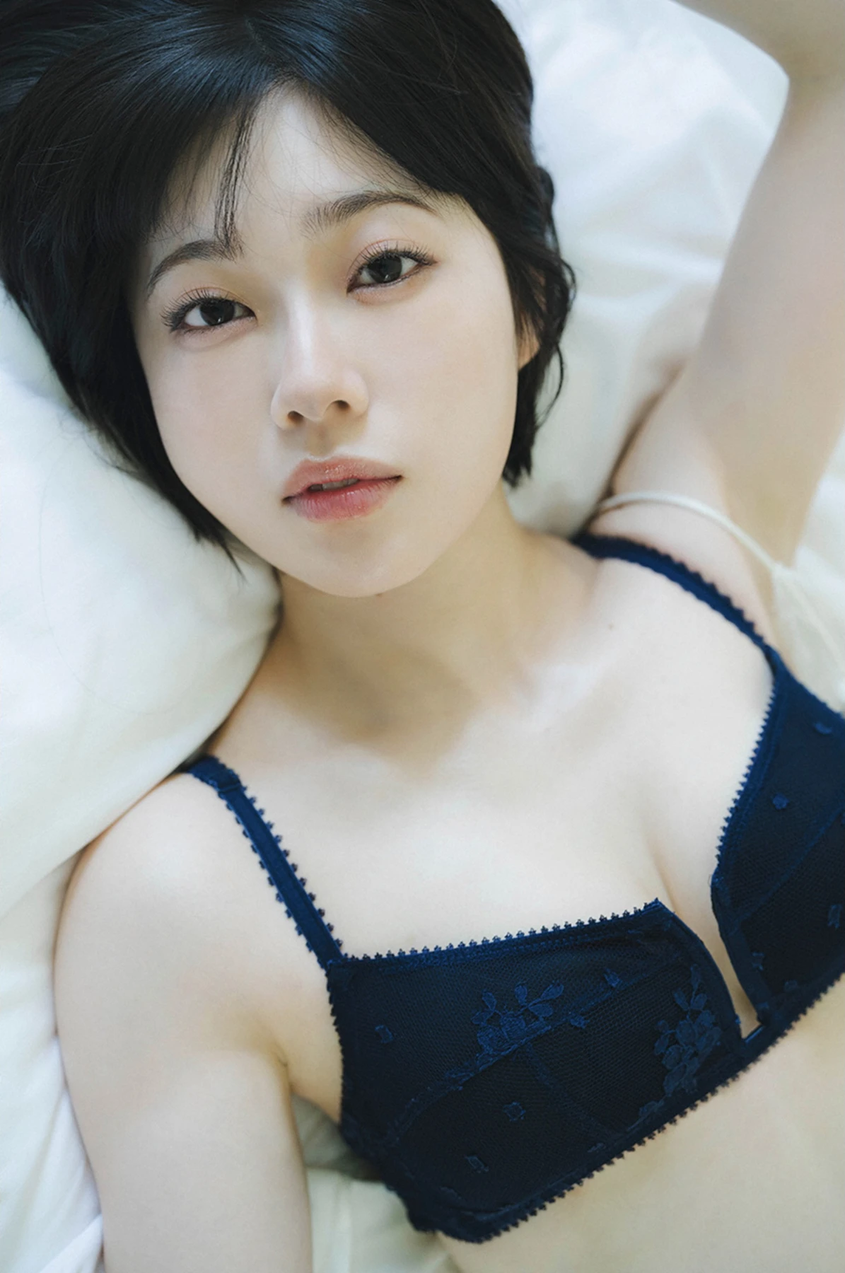 Karin Isobe 礒部花凜, 週プレ＋Special No.342 「かりんとりっぷ」 Set.04