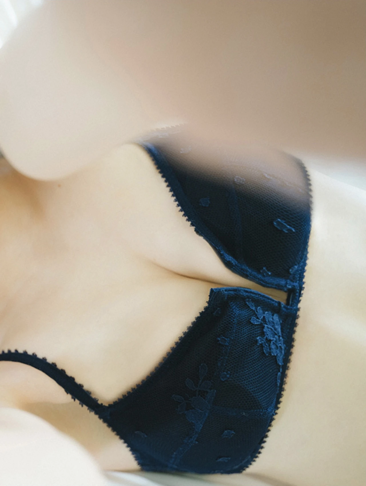 Karin Isobe 礒部花凜, 週プレ＋Special No.342 「かりんとりっぷ」 Set.04