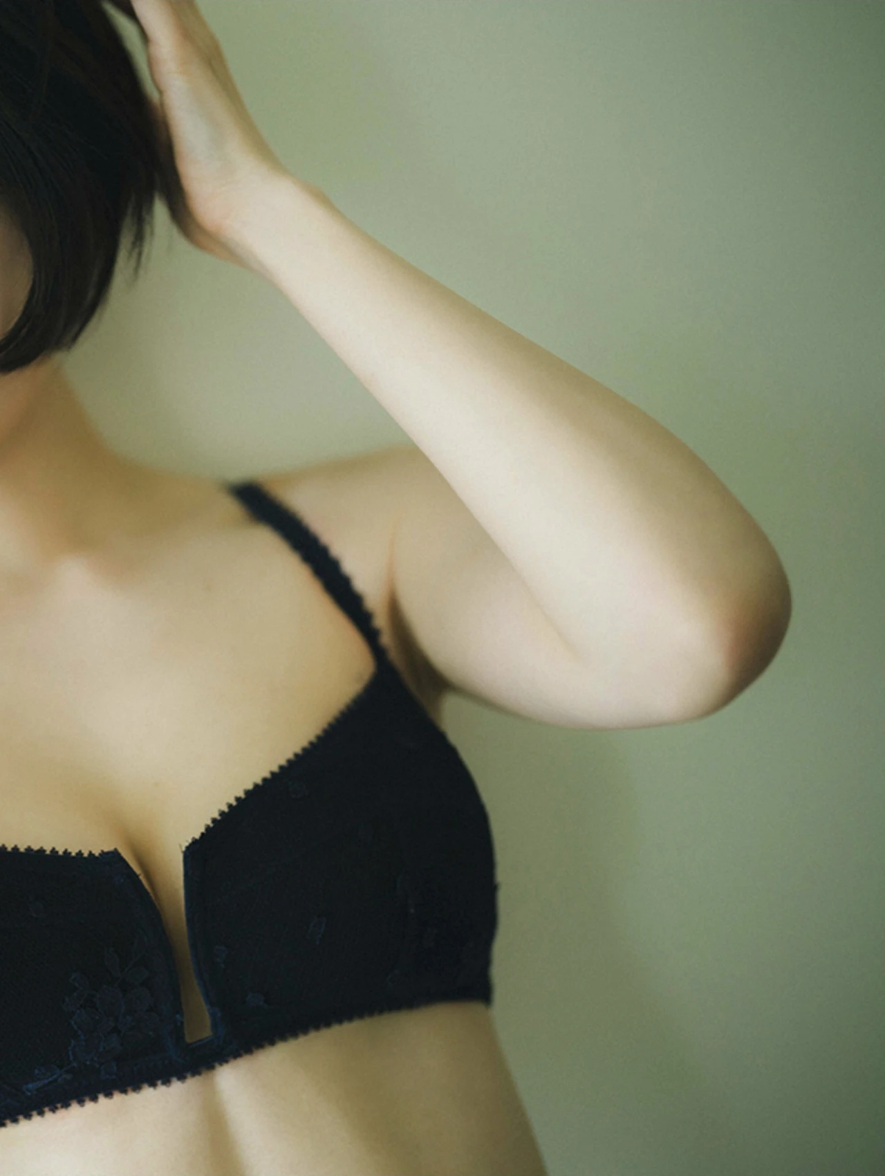 Karin Isobe 礒部花凜, 週プレ＋Special No.342 「かりんとりっぷ」 Set.04