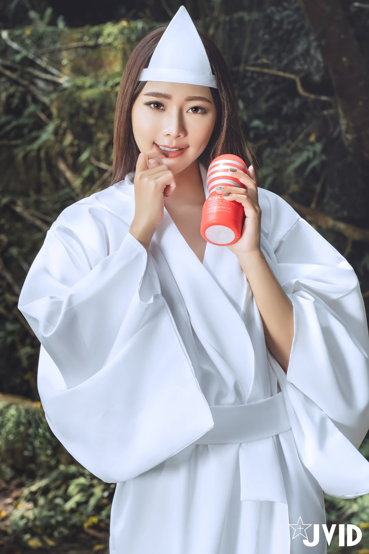 JVID Lele 樂樂 – E奶上空無遮【痴女幽霊△鬼姬杯】來去鄉下住一晚，出差沒想到卻…撞鬼了。 Set.01