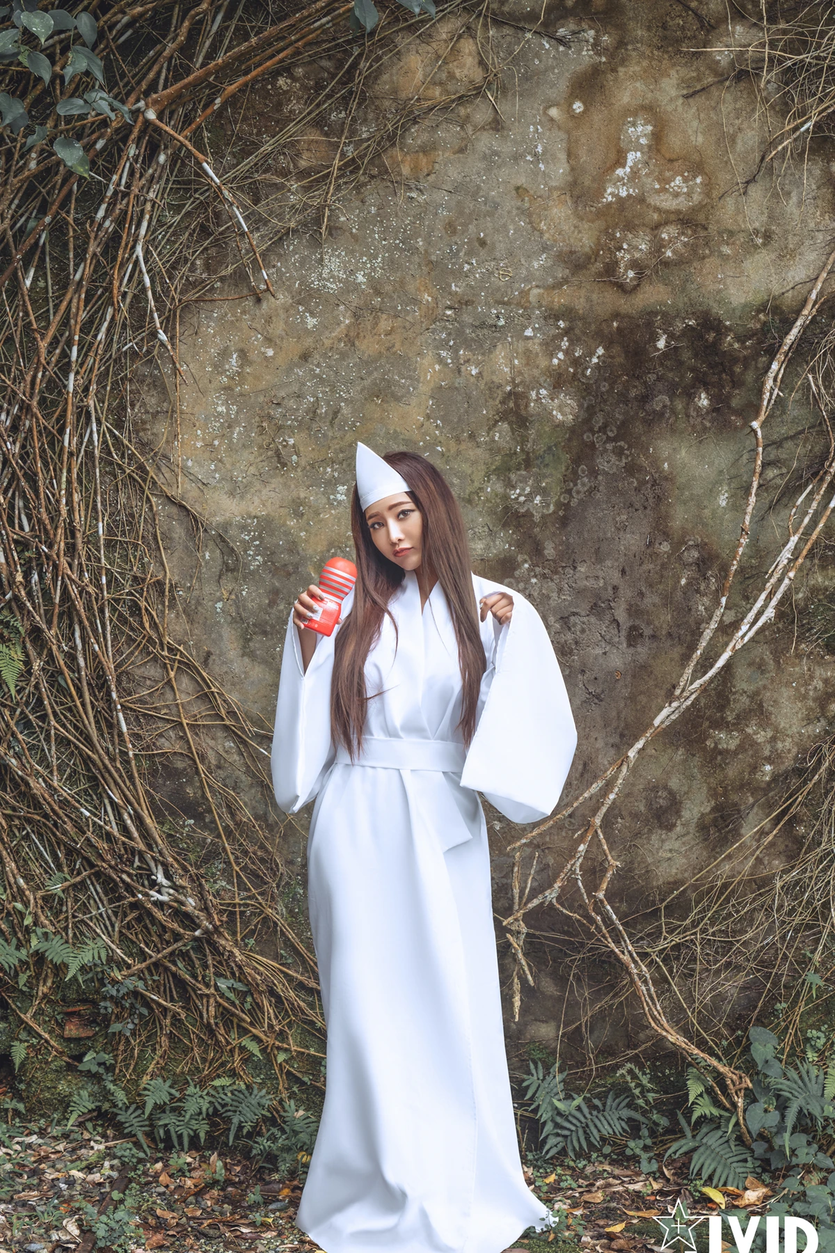 JVID Lele 樂樂 – E奶上空無遮【痴女幽霊△鬼姬杯】來去鄉下住一晚，出差沒想到卻…撞鬼了。 Set.01