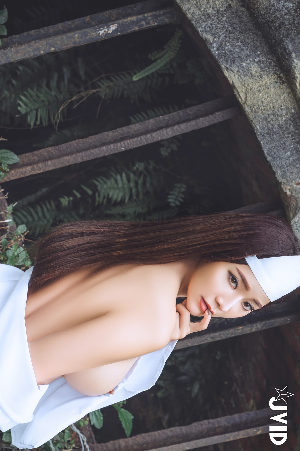 JVID Lele 樂樂 – E奶上空無遮【痴女幽霊△鬼姬杯】來去鄉下住一晚，出差沒想到卻…撞鬼了。 Set.01