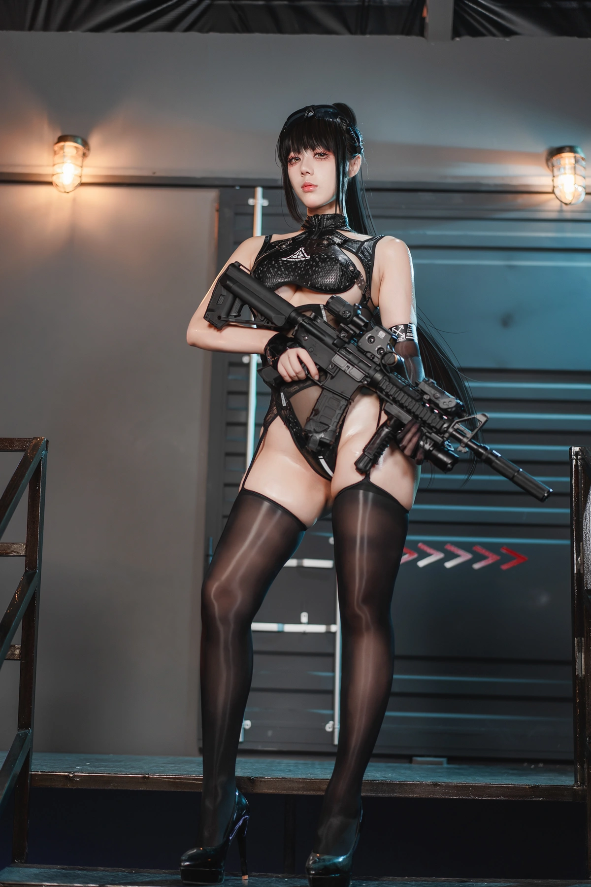 Cosplay 九言 – 战术人形