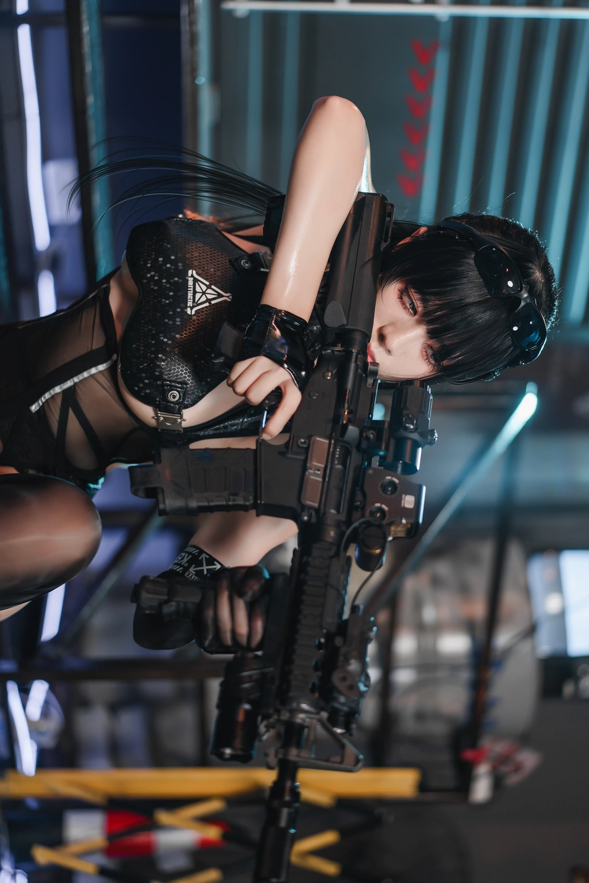 Cosplay 九言 – 战术人形