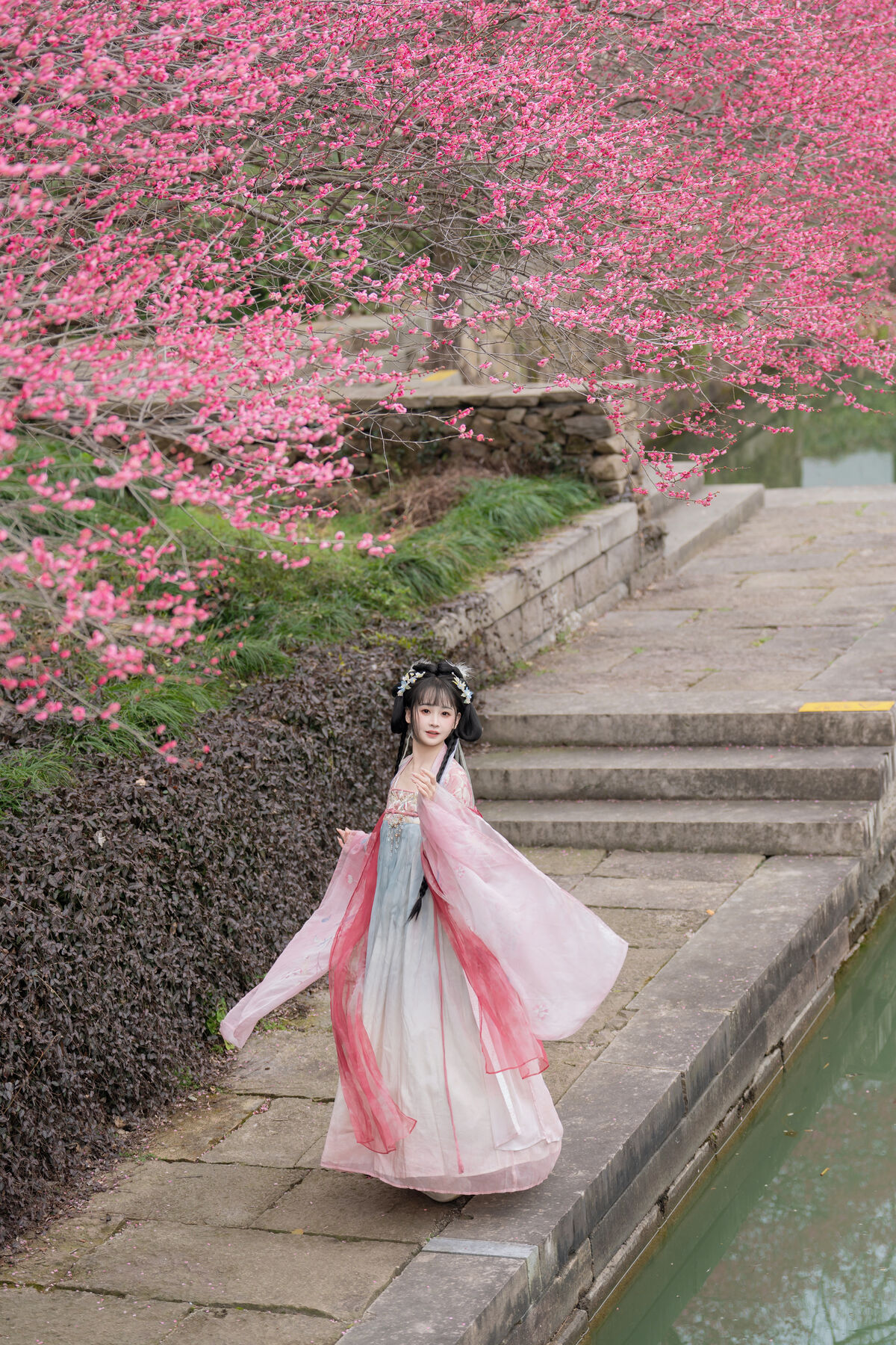 YiTuYu艺图语 Vol.8759 Jiao Yi Zhi Sui Sui