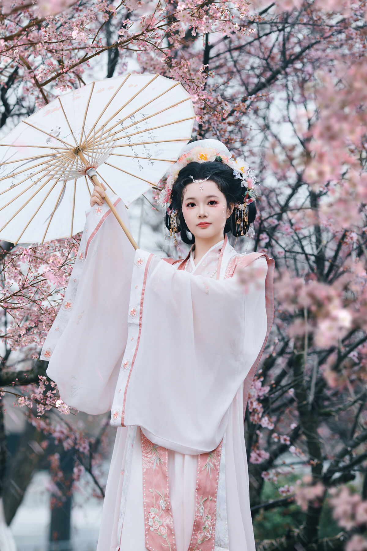 YiTuYu艺图语 Vol.8761 Jiao Tang Ma Qi Duo