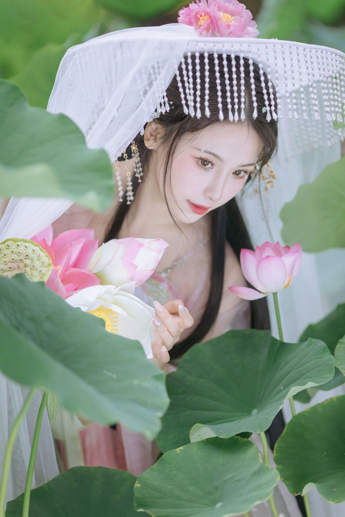 YiTuYu艺图语 Vol.8804 Yi Ming