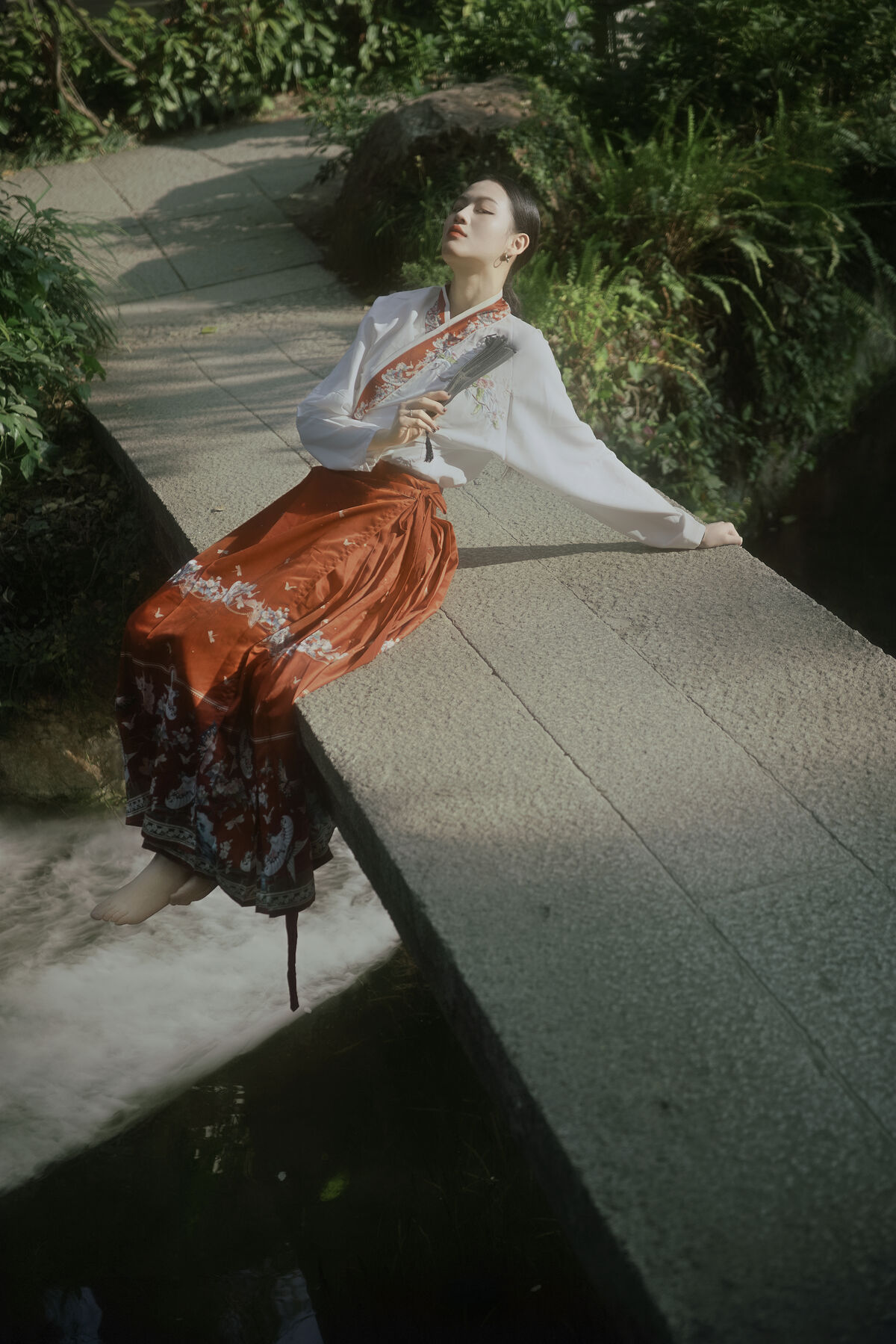 YiTuYu艺图语 Vol.8842 Man Li