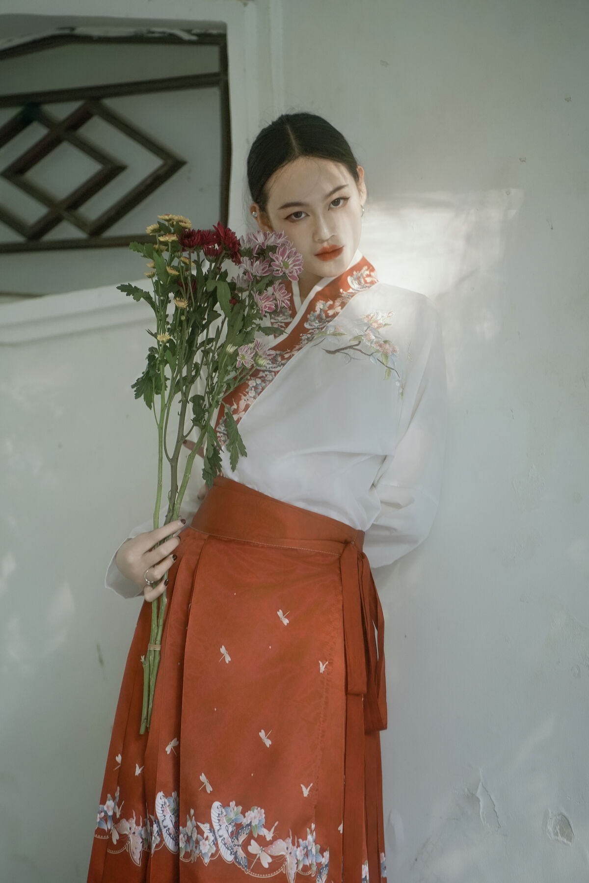 YiTuYu艺图语 Vol.8842 Man Li