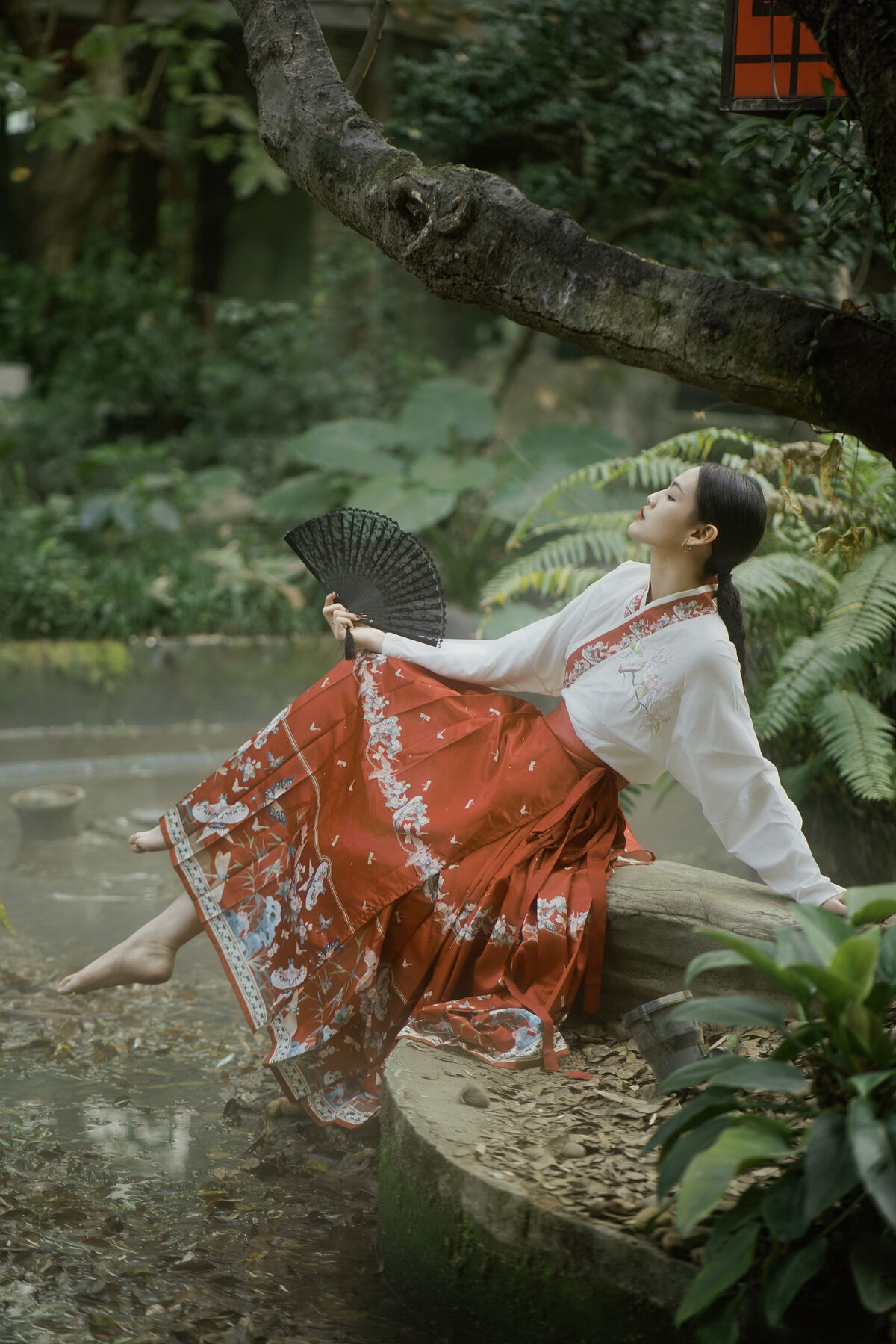 YiTuYu艺图语 Vol.8842 Man Li