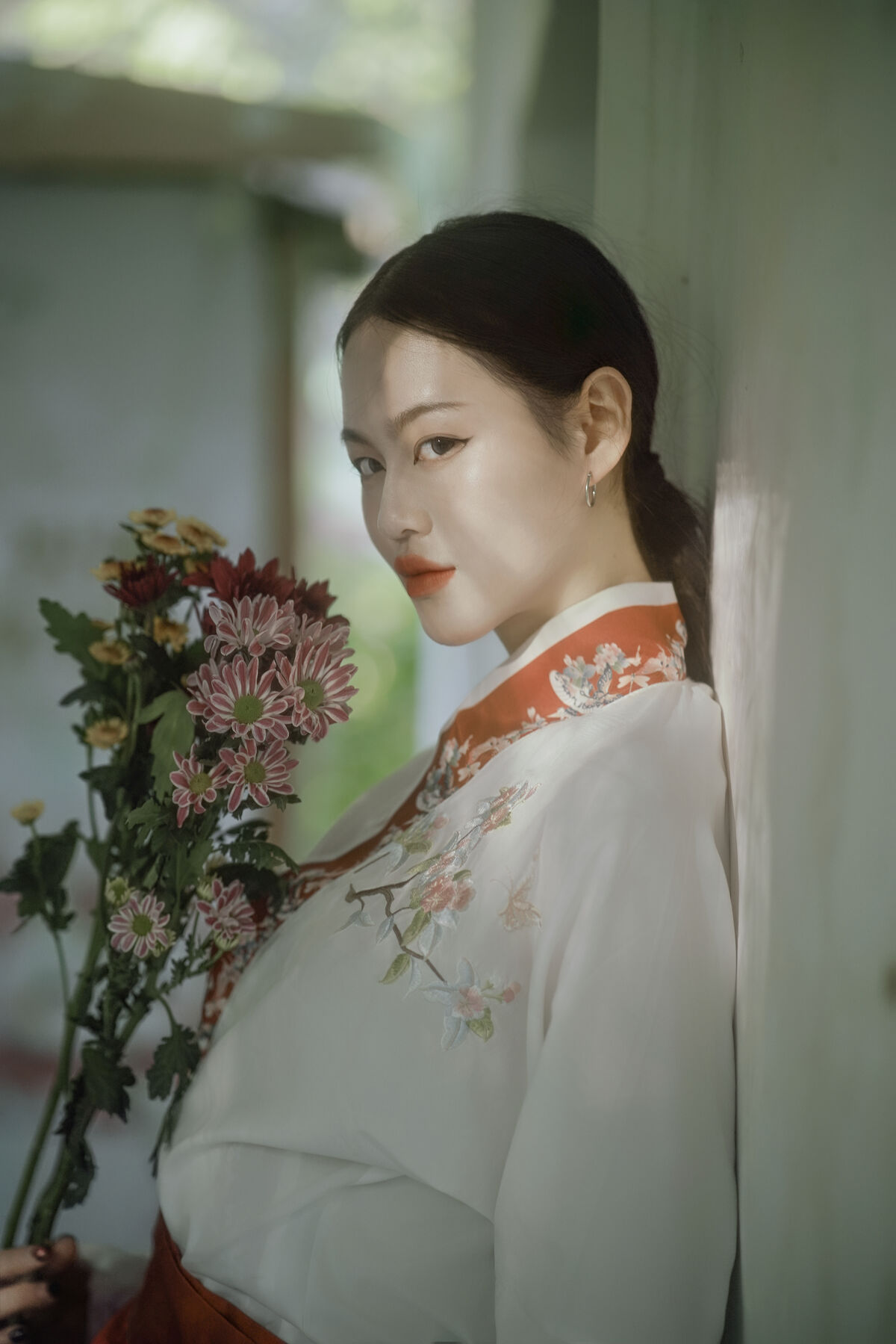 YiTuYu艺图语 Vol.8842 Man Li