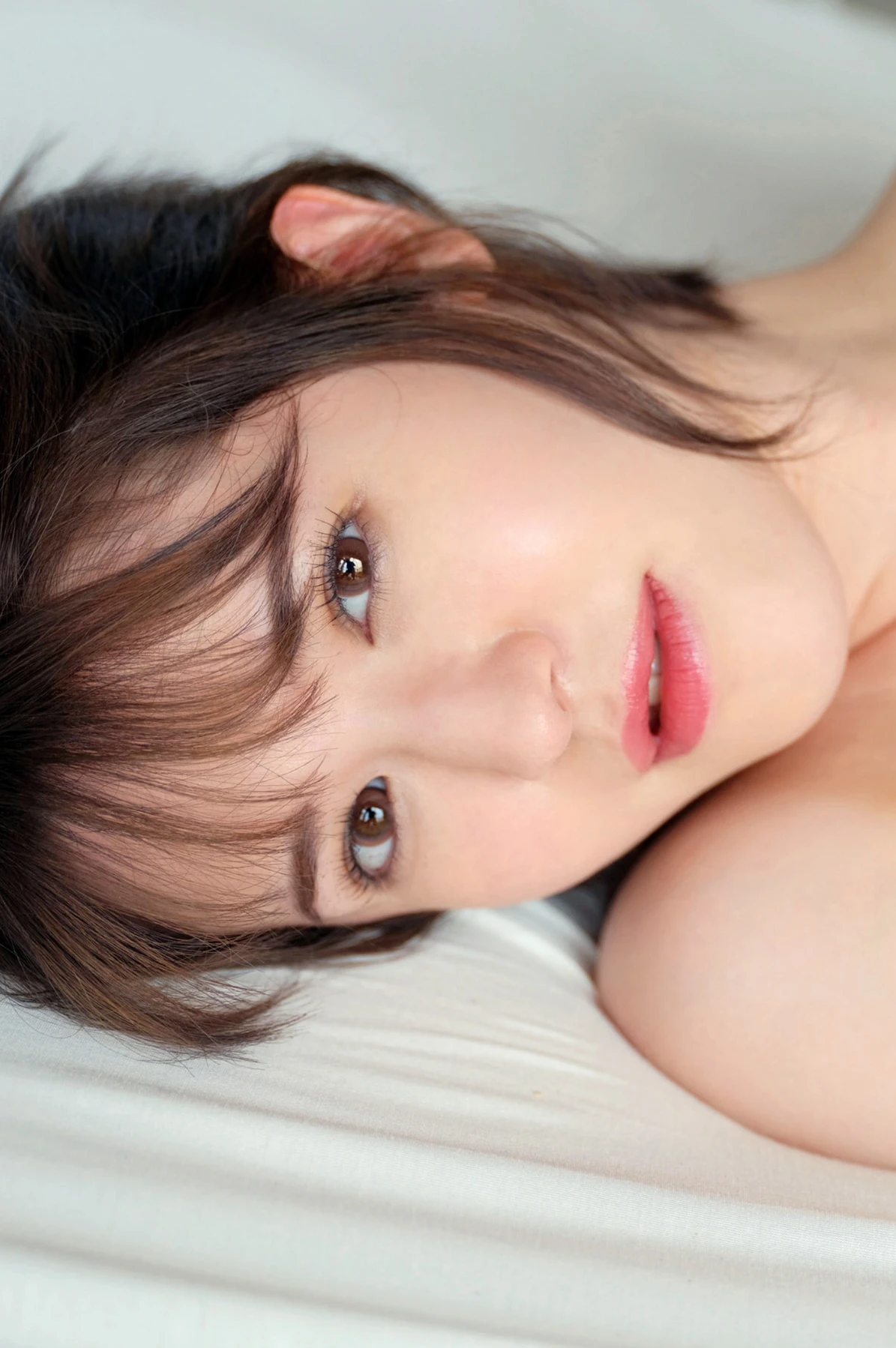Emma Chizuru 千鶴えま, 写真集 「オセアニアの至宝」 Set.01