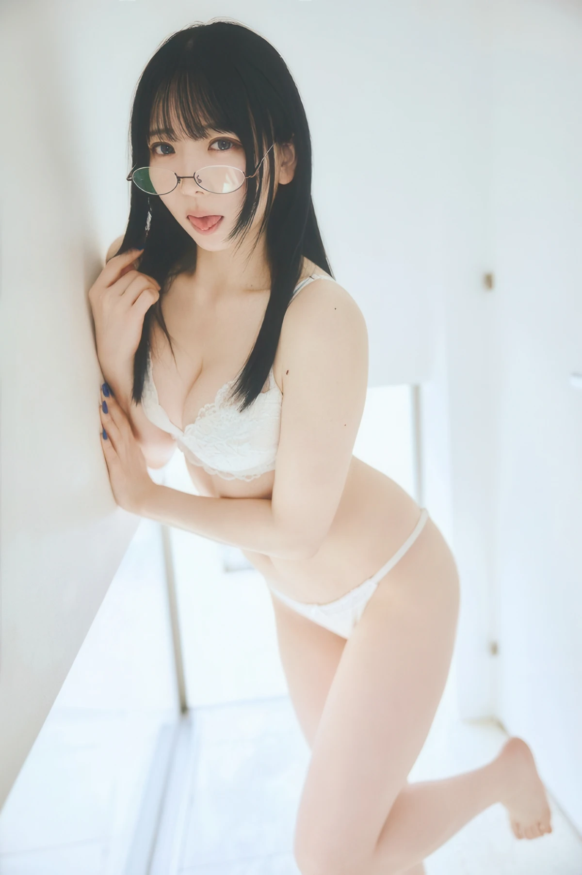 FLASHデジタル写真集の名作, FLASH 2025.12.23 (フラッシュ 2025年12月23日号)