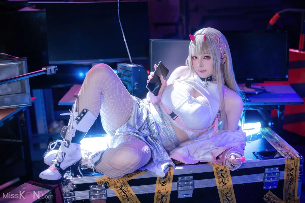 Coser@屿鱼_ 胜利女神：妮姬 毒蛇