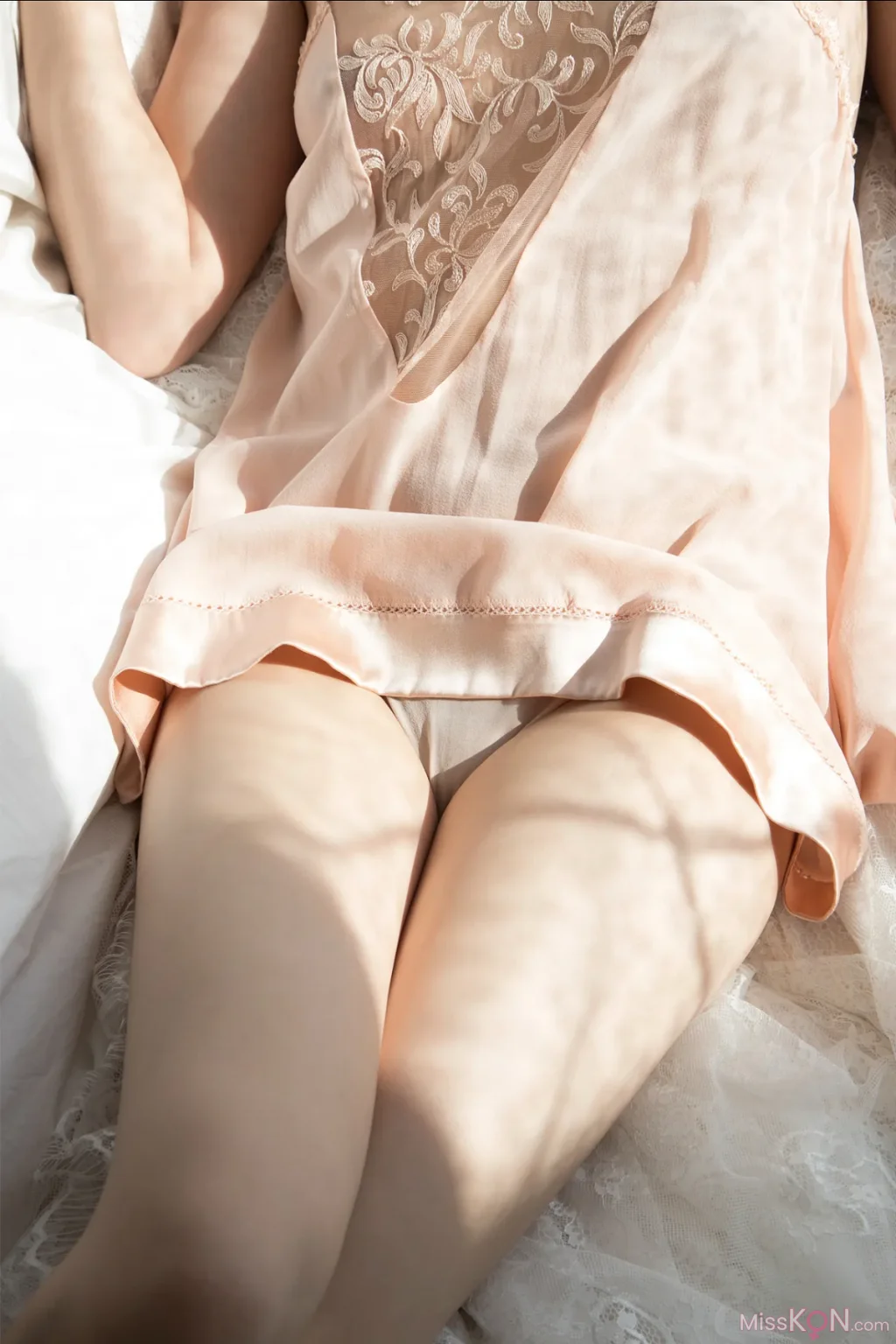 Asuka Fukuda (福田明日香)_ 写真集『PASSIONABE コケティッシュ』