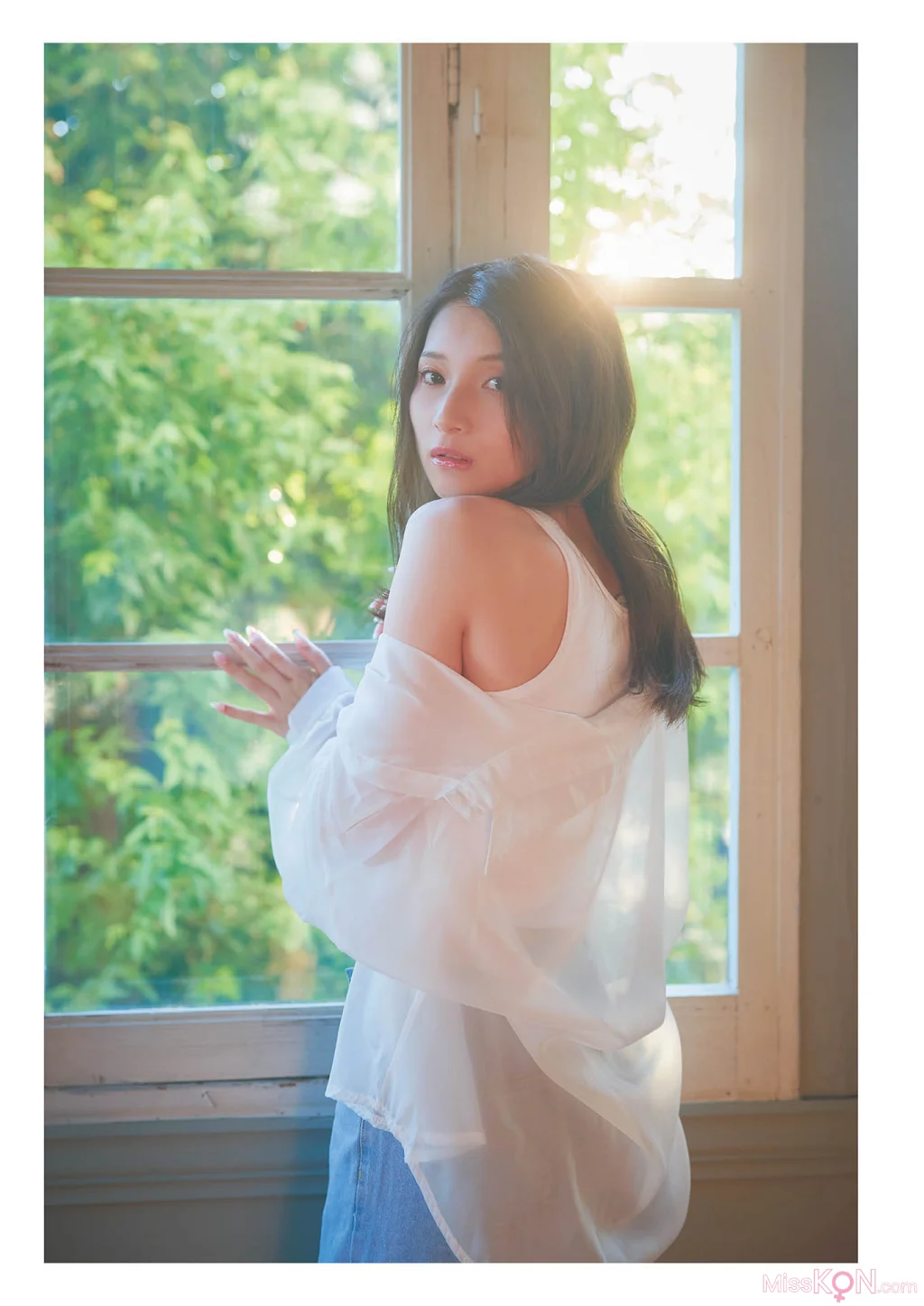 Honoka Kuroki (黒木ほの香)_ 2nd写真集 Move on