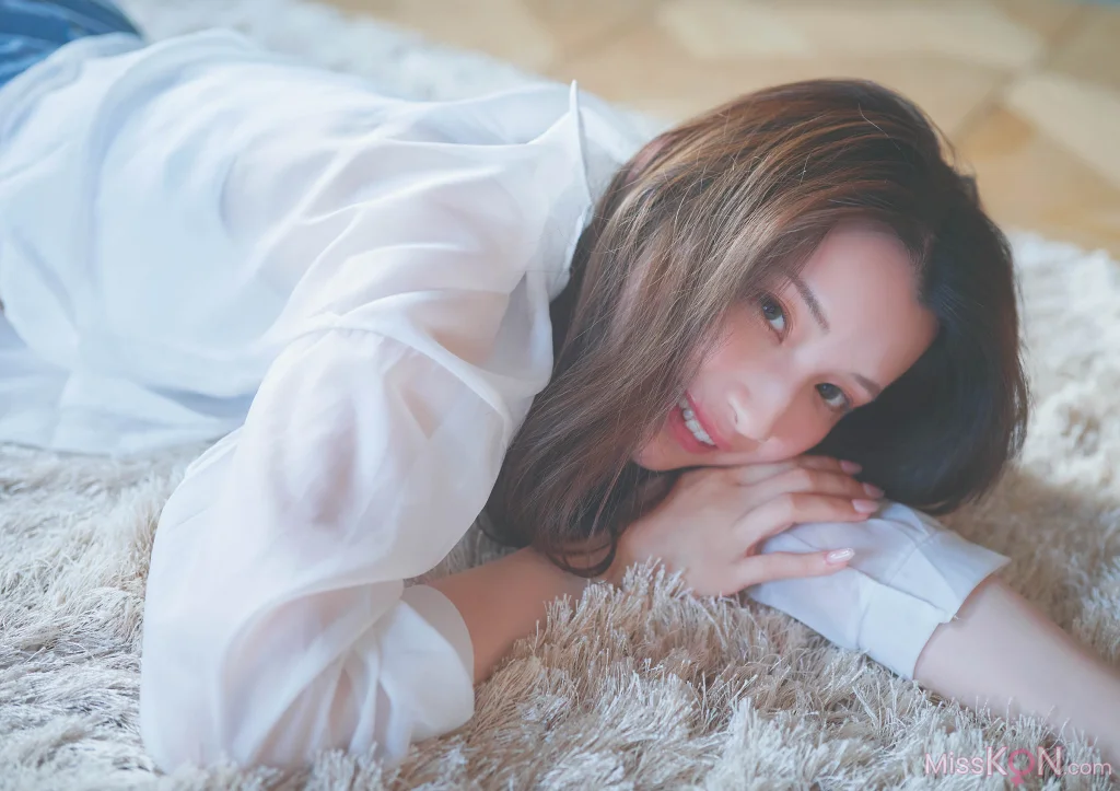 Honoka Kuroki (黒木ほの香)_ 2nd写真集 Move on