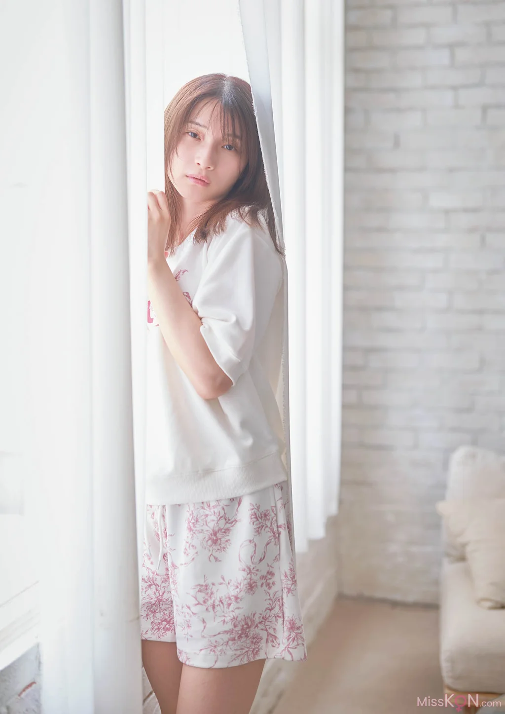 Honoka Kuroki (黒木ほの香)_ 2nd写真集 Move on