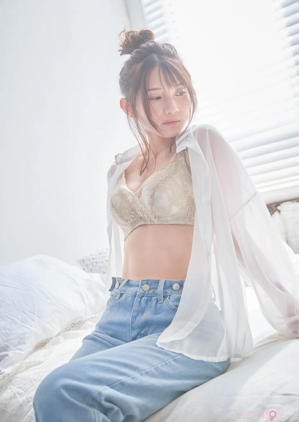 Honoka Kuroki (黒木ほの香)_ 2nd写真集 Move on