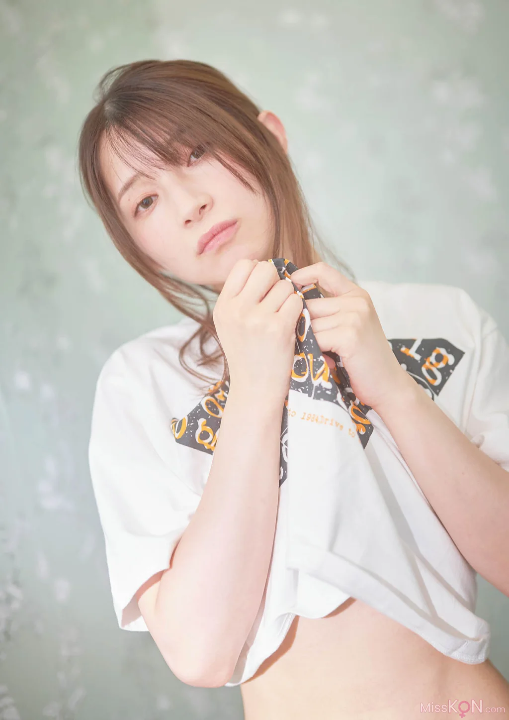 Honoka Kuroki (黒木ほの香)_ 2nd写真集 Move on