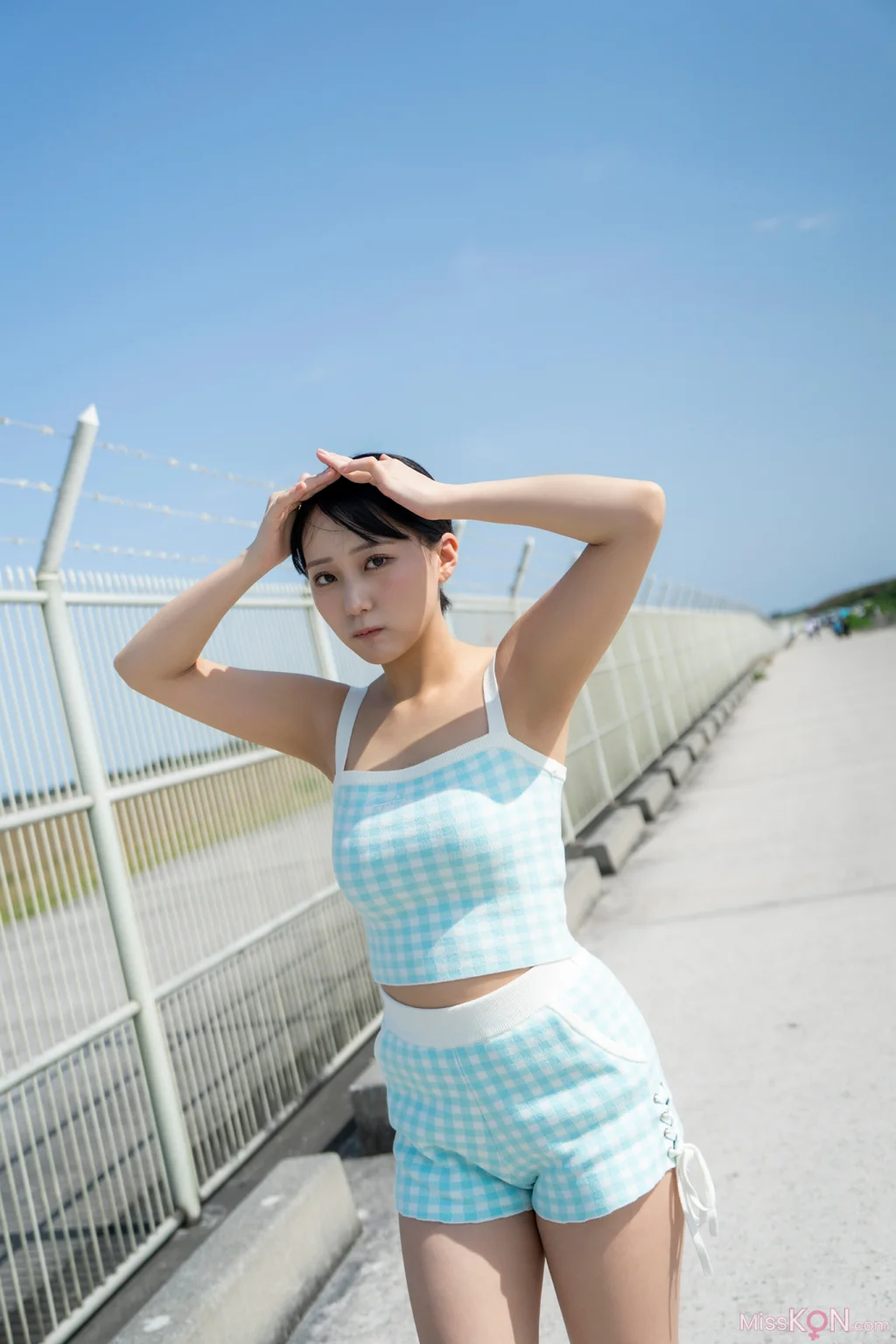 Miku Tanaka (田中美久)_ ヤングチャンピオンデジタル写真集「Sweet Escape」