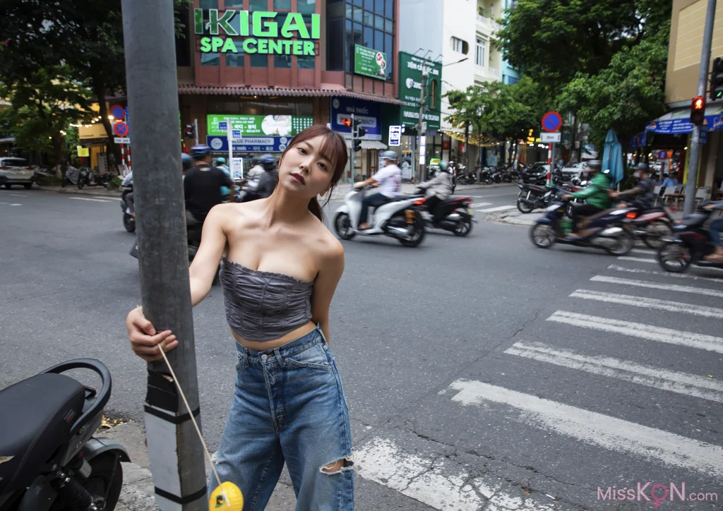 Miru Shiroma (白間美瑠)_ 写真集 MERCI Another Edition [Side A]