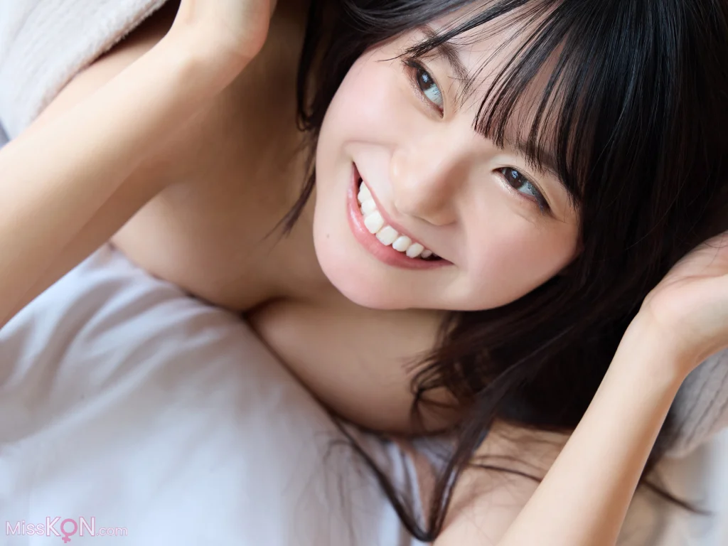 Sakurai Kiho (桜井木穂)_ FLASHデジタル写真集 育乳成功～102cmバスト編～