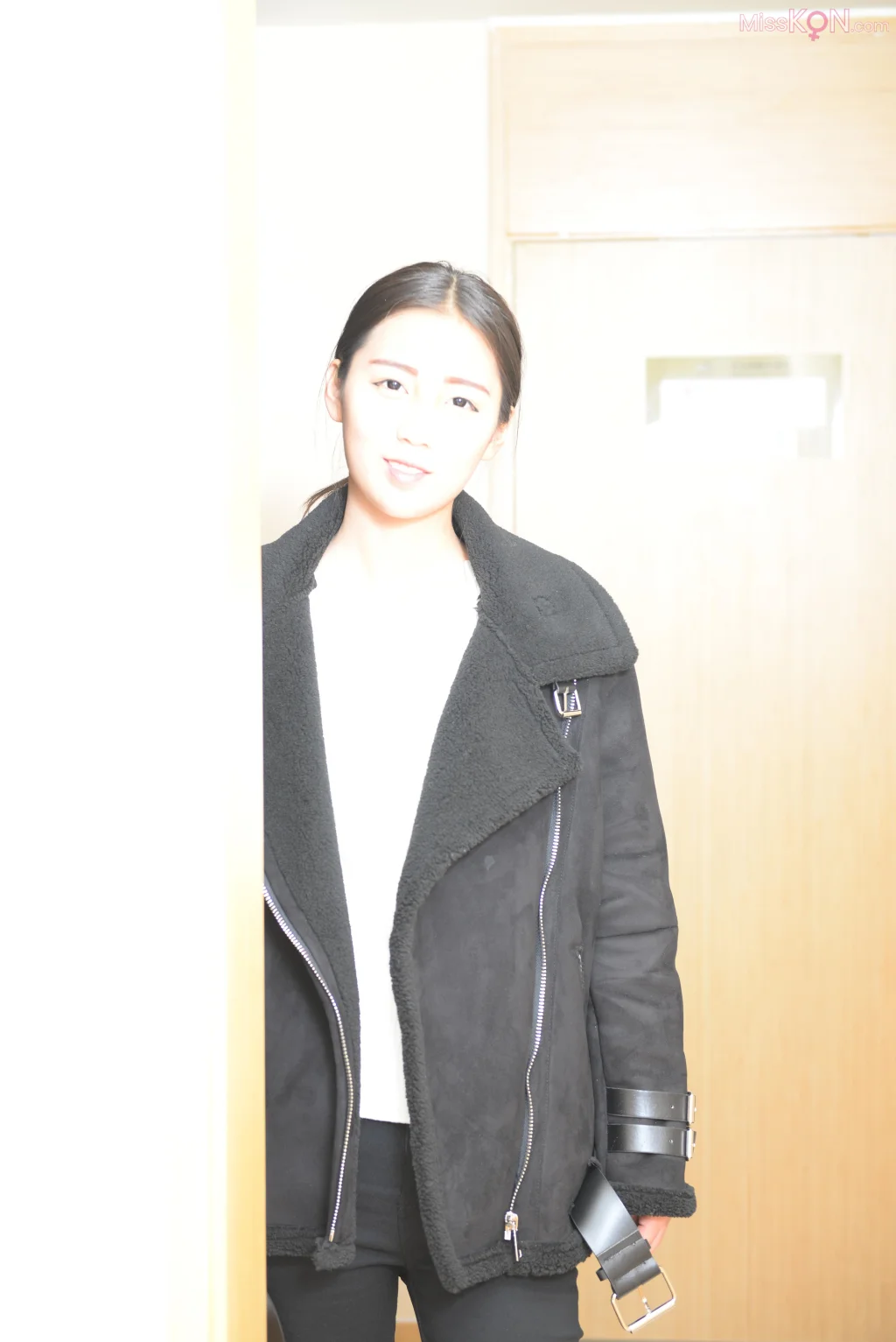 [Private Photoshoot] 唐婉_ 长腿纤腰学生妹 全尺度私拍