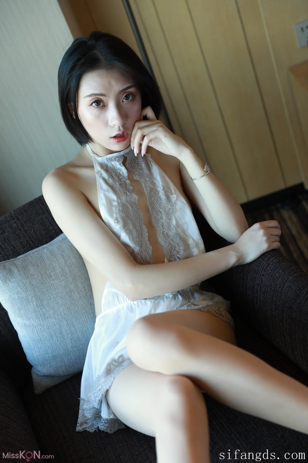 [Private Photoshoot] 未知模特_ 神仙气质短发女神 全尺度私拍 完美白嫩身姿