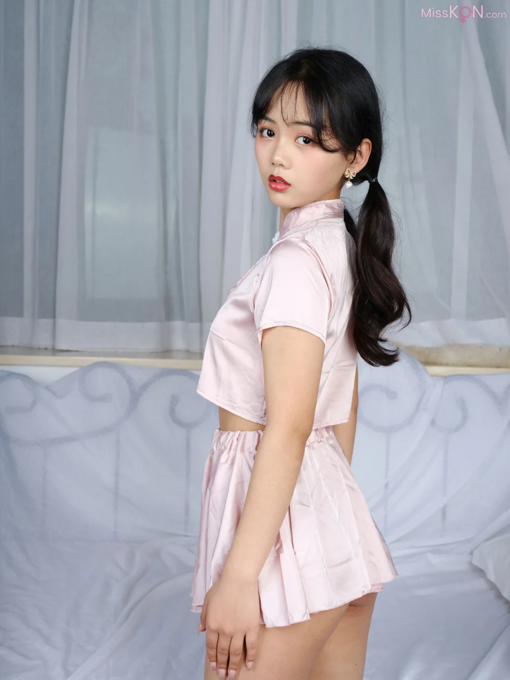 [Private Photoshoot] 香奈儿_ 行色高颜值长腿女神 全尺度私拍