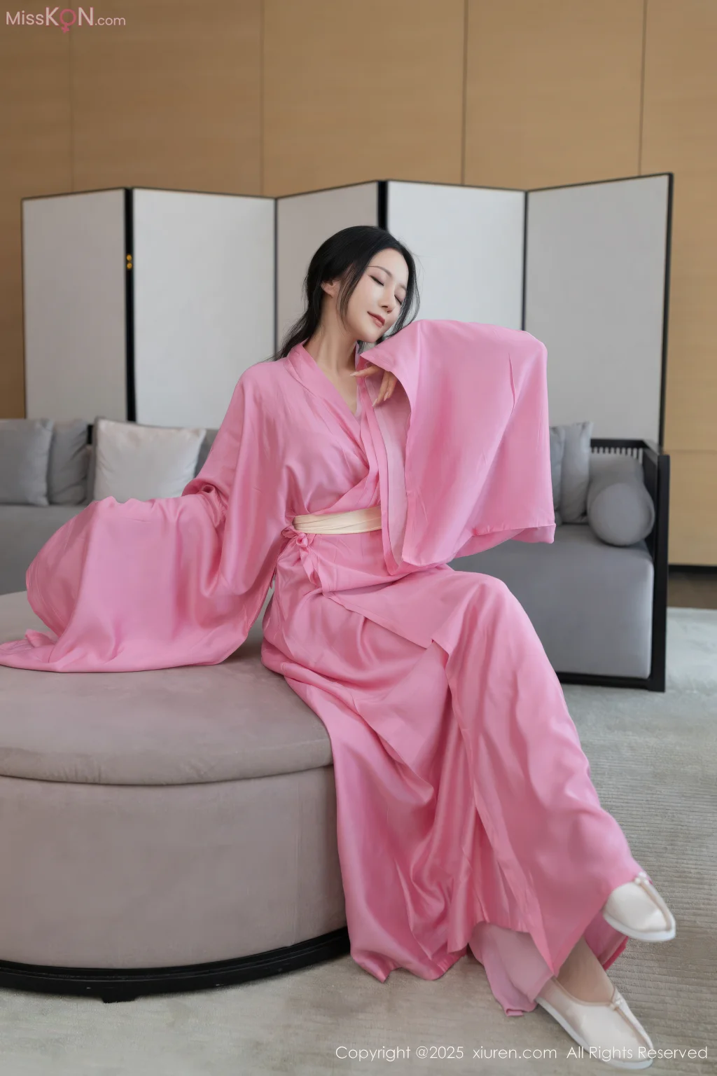 XIUREN No.11049_ 鱼子酱Fish