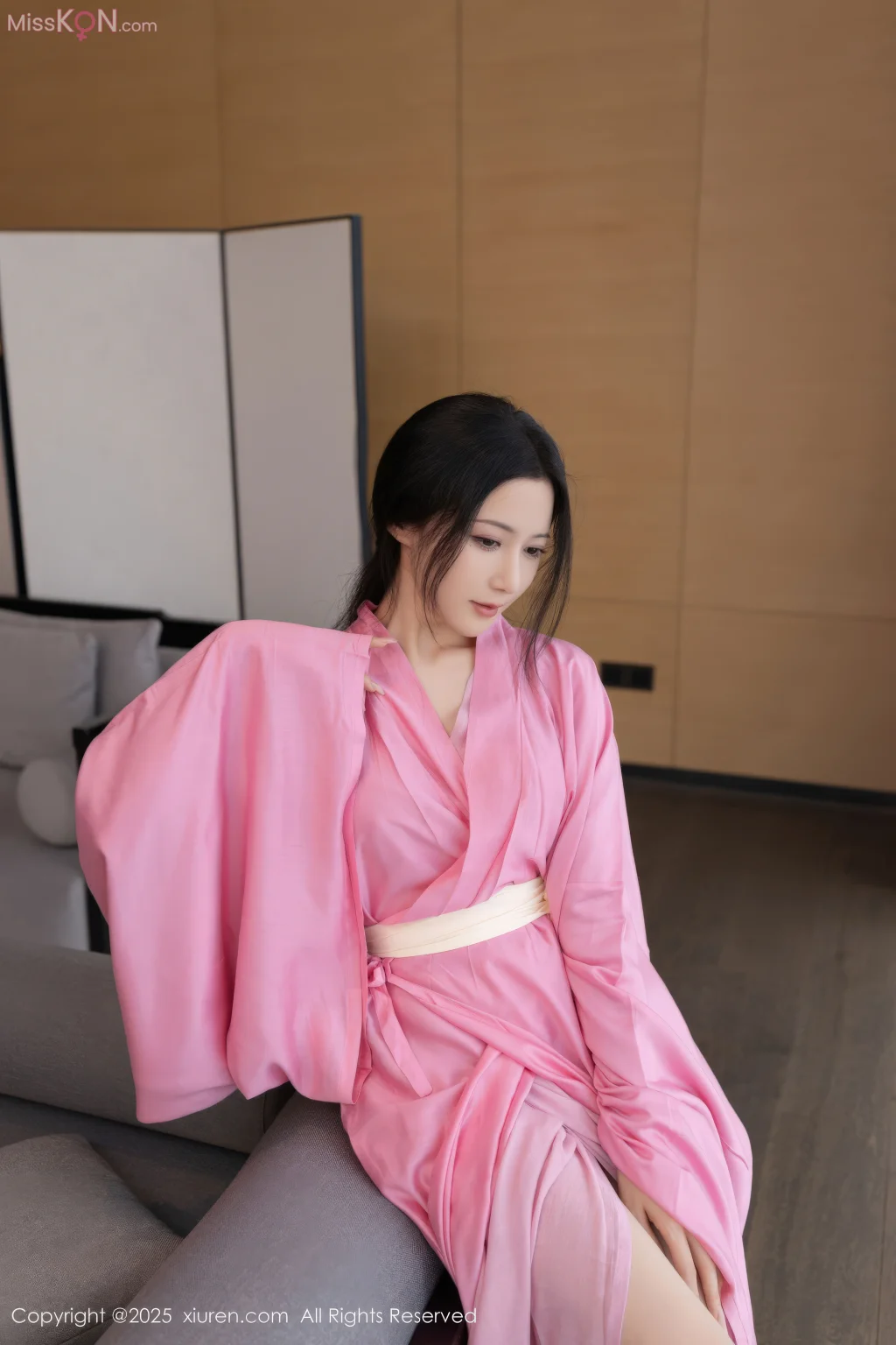 XIUREN No.11049_ 鱼子酱Fish