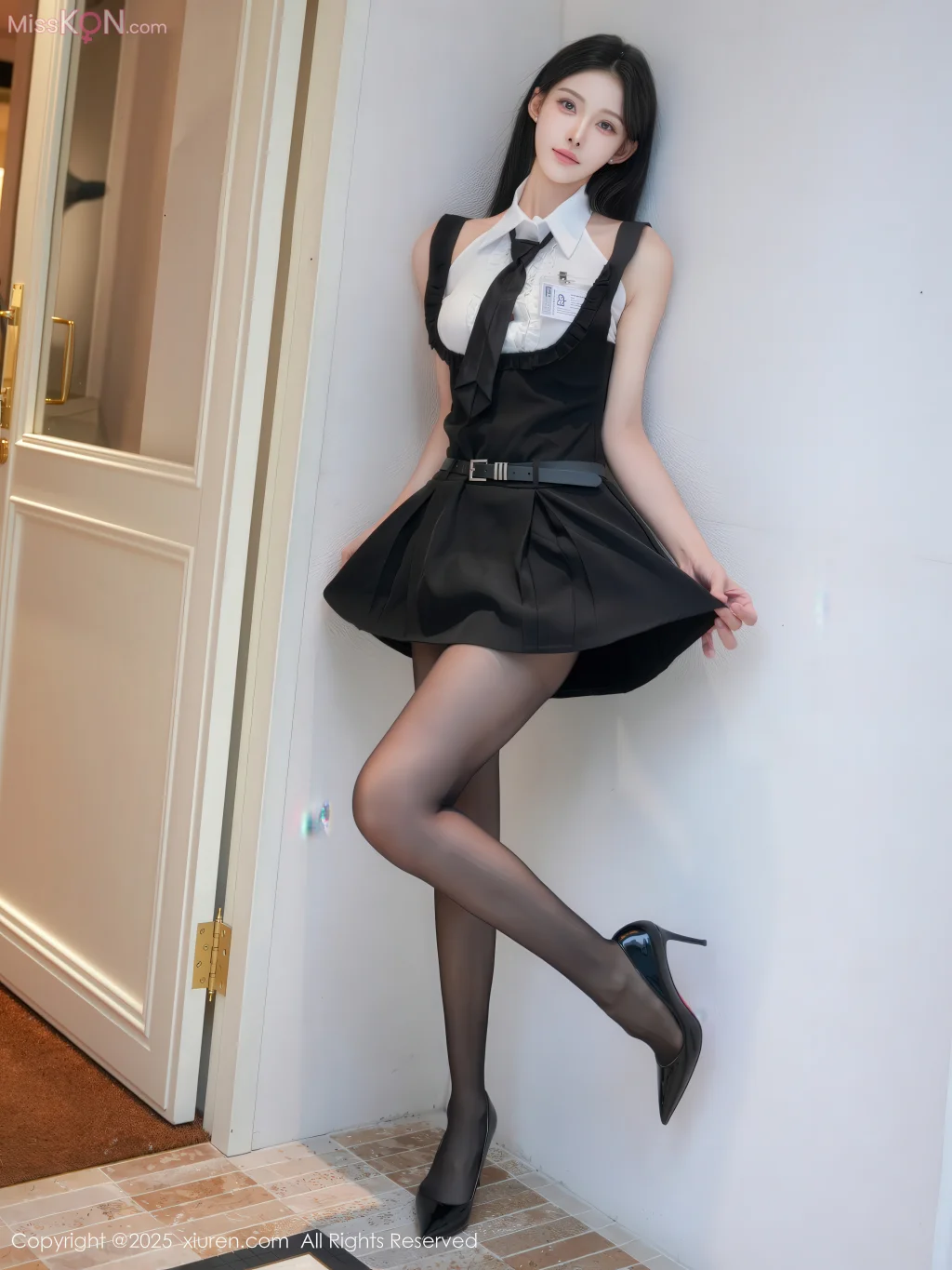 XIUREN No.11052_ 梨霜儿 & 金允希Yuki