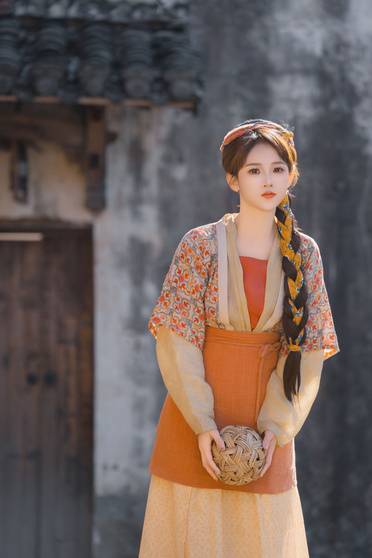 YiTuYu艺图语 Vol.8735 Zhang Yan Hong