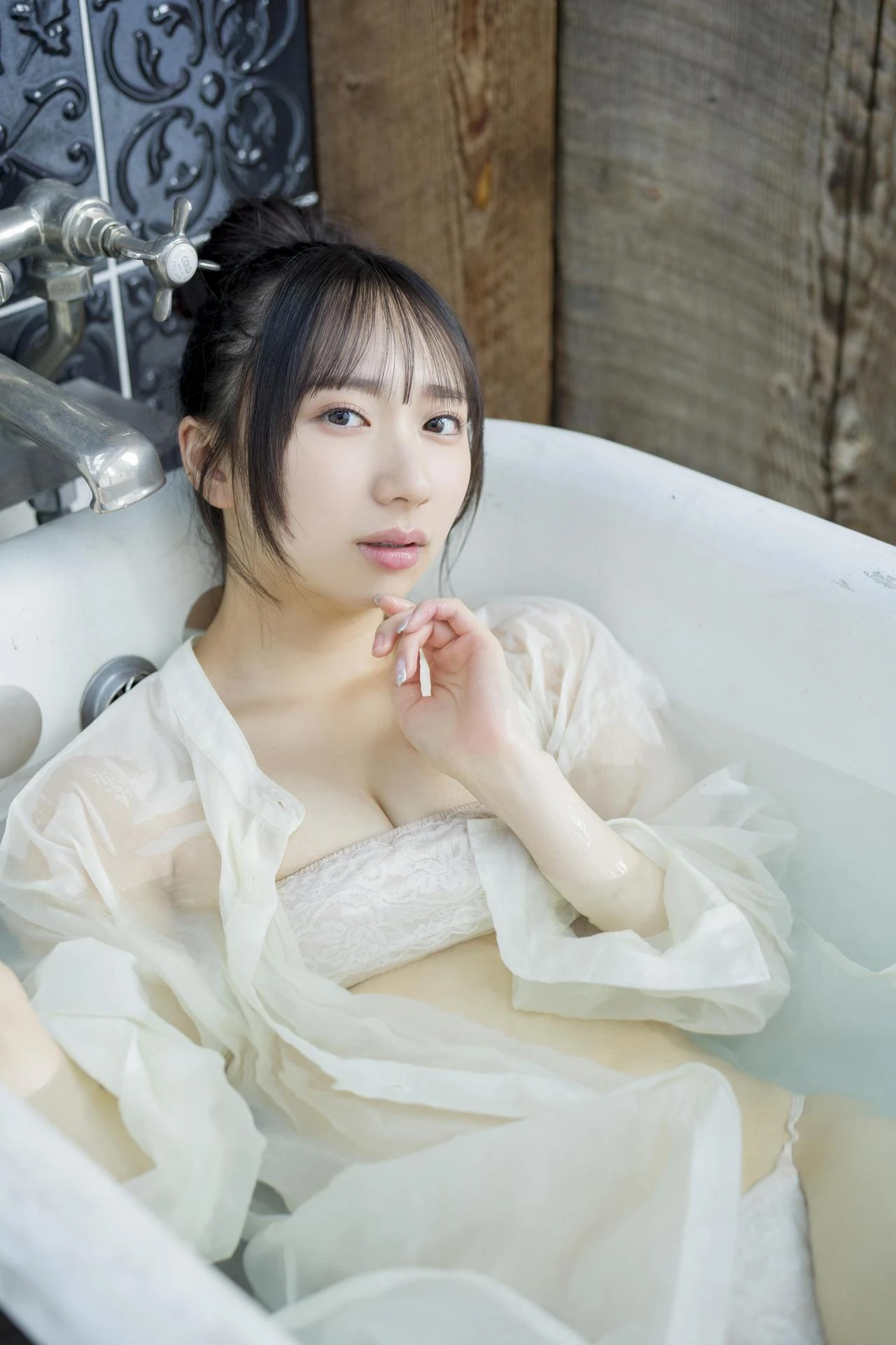 Noa Tani 谷乃愛, 写真集 「#谷の間〜真っ白な妖精アザーカット集〜」 Set.02 1 Noa Tani 谷乃愛, 写真集 「#谷の間〜真っ白な妖精アザーカット集〜」 Set.02